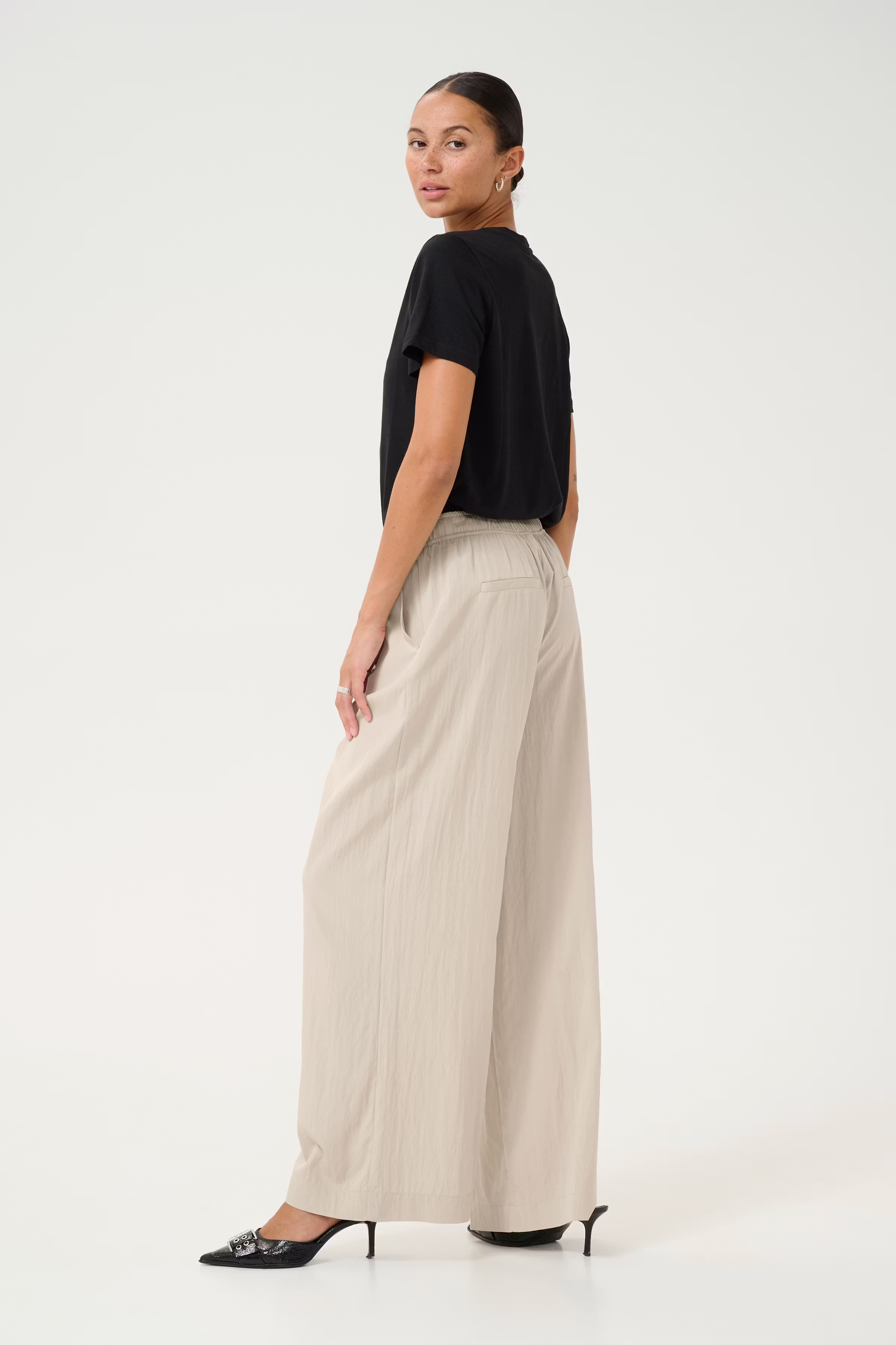 KAtrinity Pantalon LOOKBOOK BACK 10509691-151305