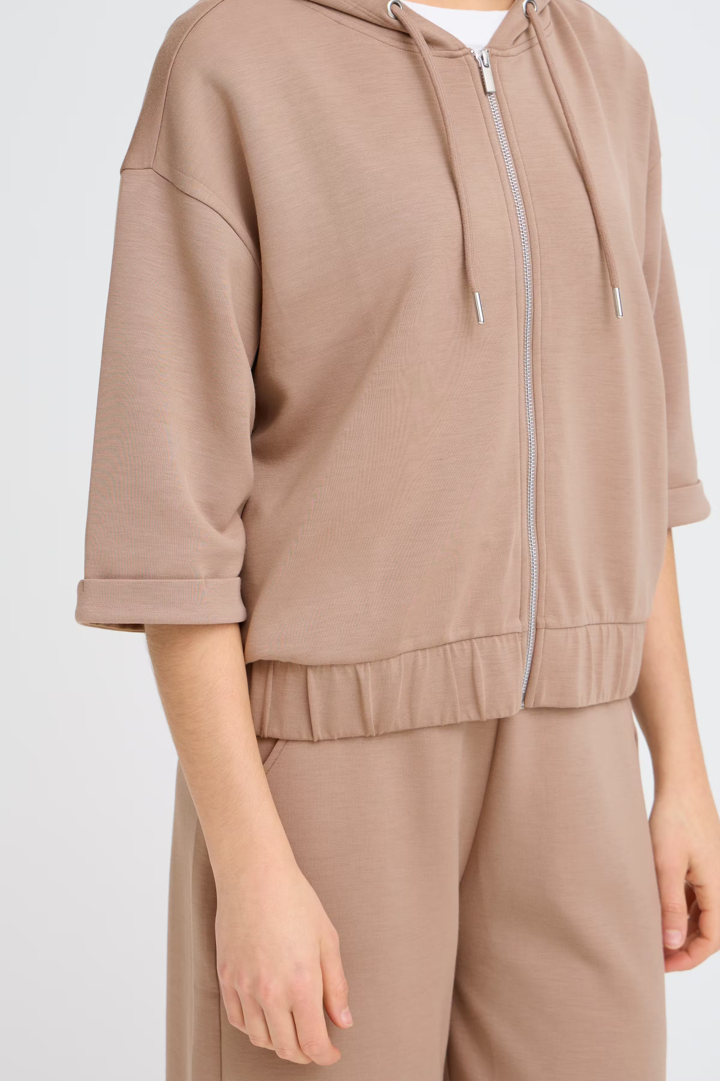 FRAURORA Sweatshirt LOOKBOOK DETAIL 20617574-170807