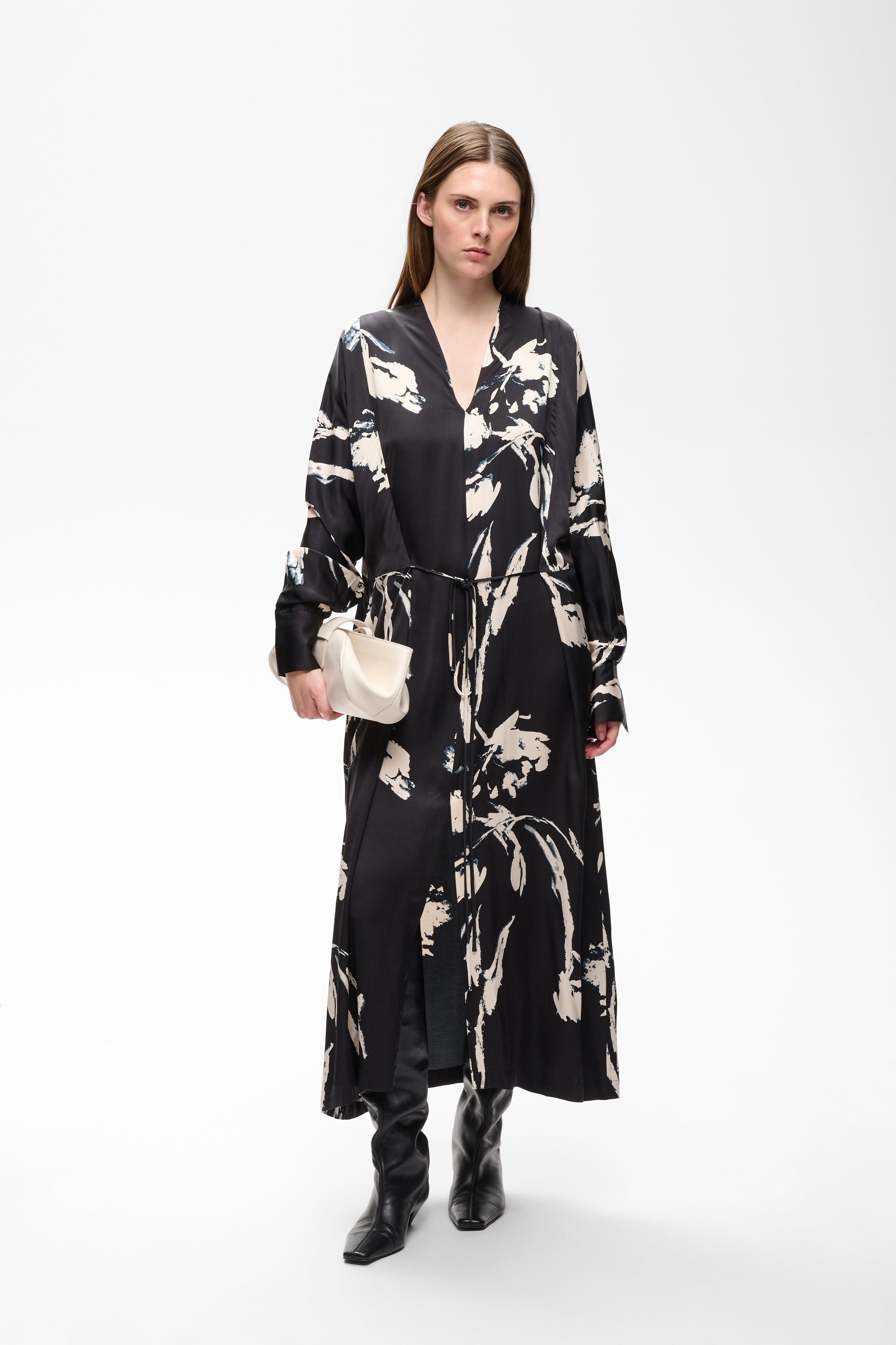 MEADOWIW Kleid LOOKBOOK FRONT 30112824-900013037