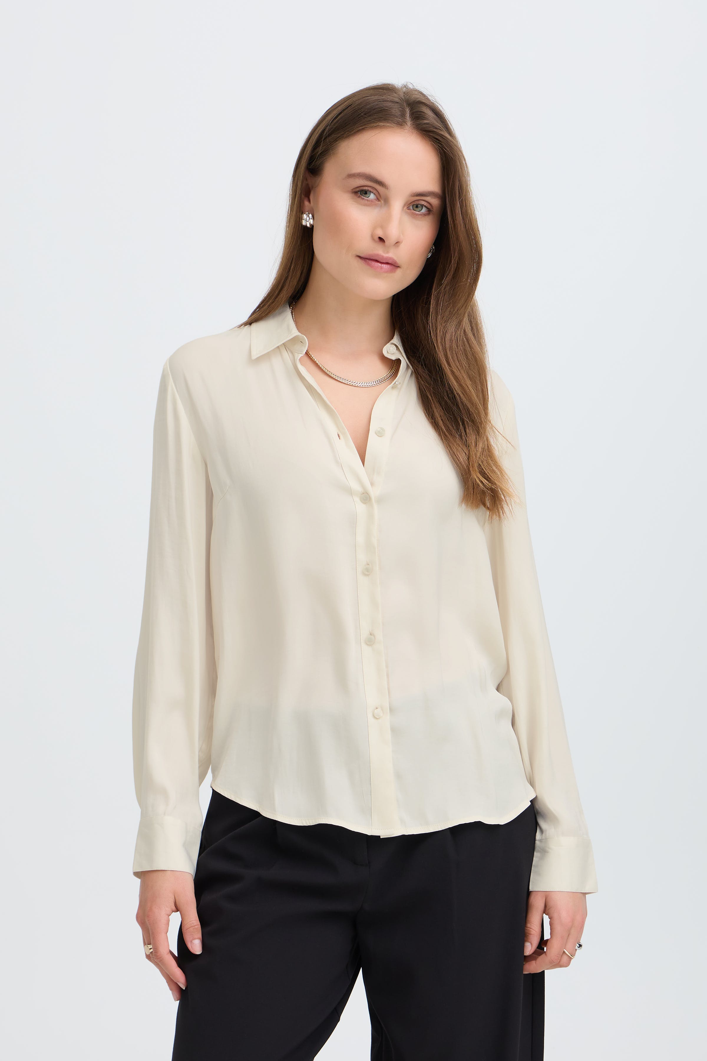 BYIVAL Skjorte LOOKBOOK FRONT 20819438-130905