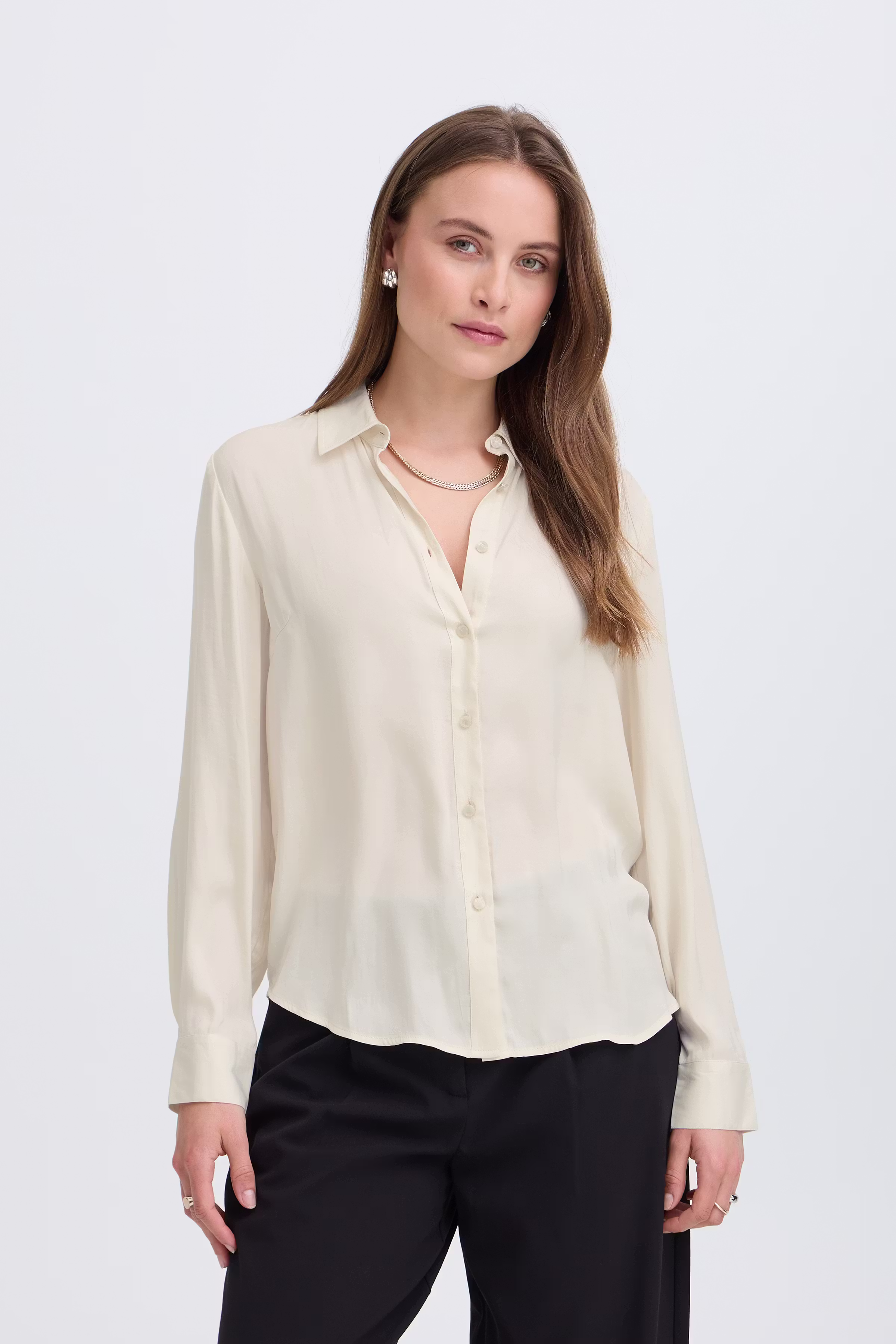 BYIVAL Skjorte LOOKBOOK FRONT 20819438-130905