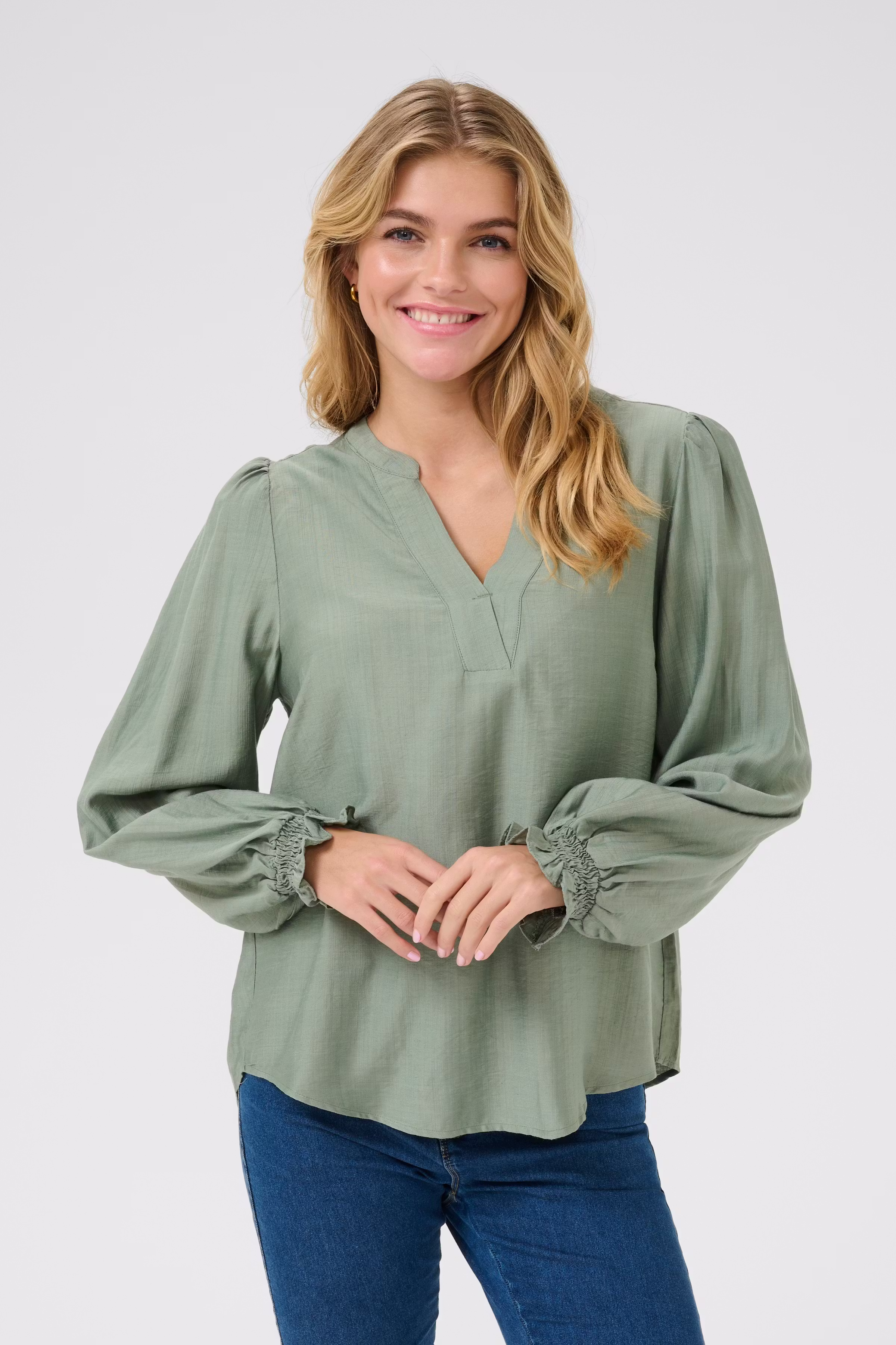 KAmariana Bluse LOOKBOOK FRONT 10510411-170115