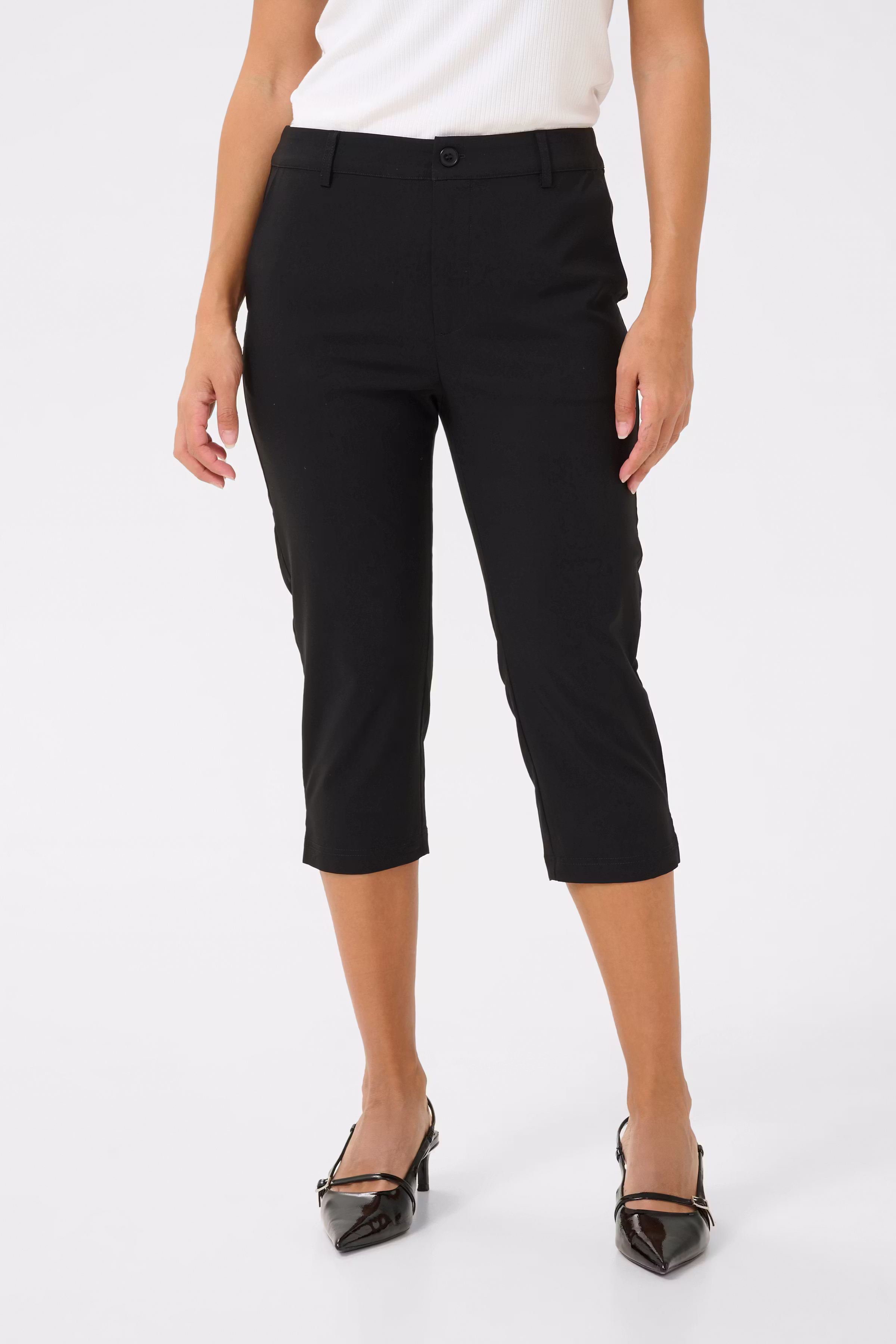 CRComoa Capri pants LOOKBOOK FRONT 10614079-100120