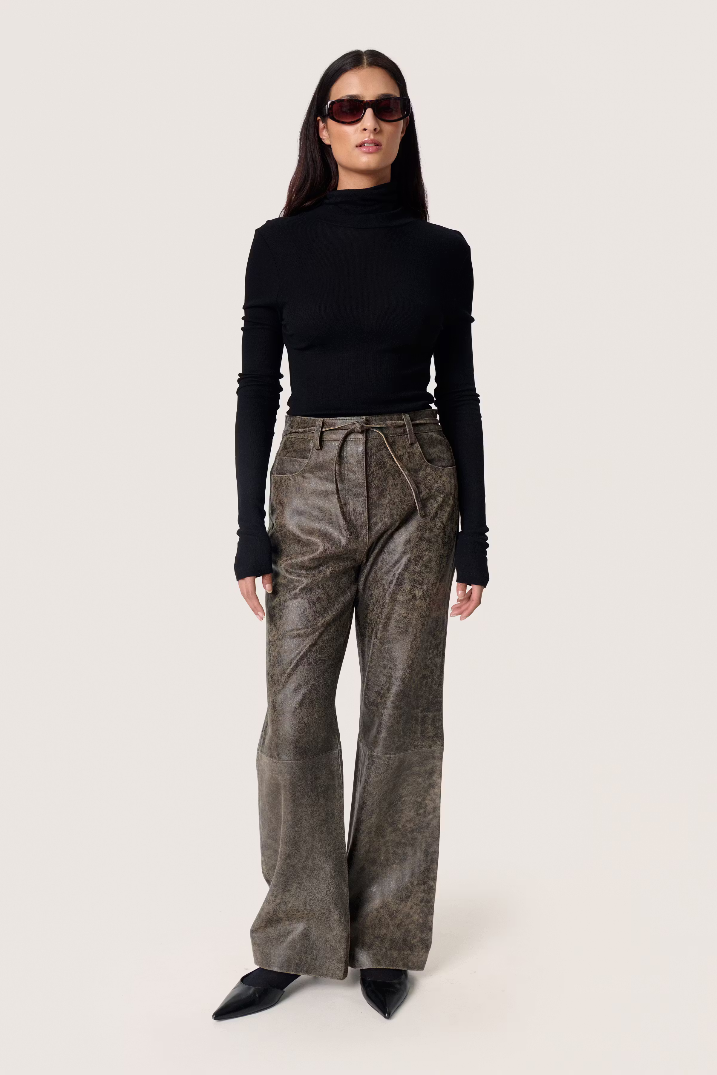 SLIsabeau Trousers LOOKBOOK FRONT 30408575-304226
