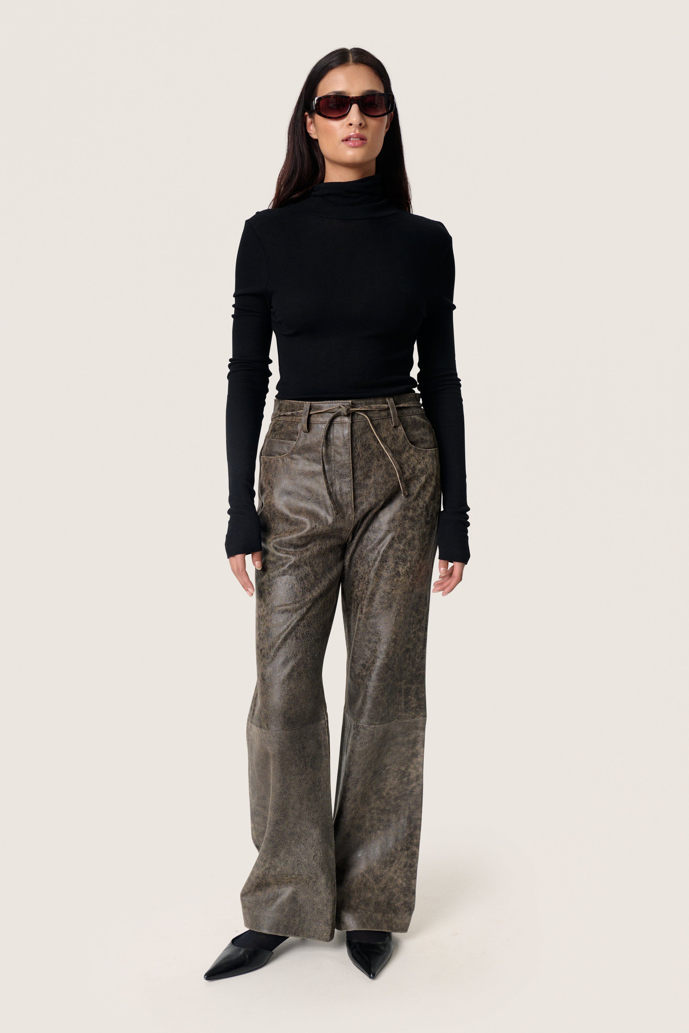 SLIsabeau Byxor LOOKBOOK FRONT 30408575-304226