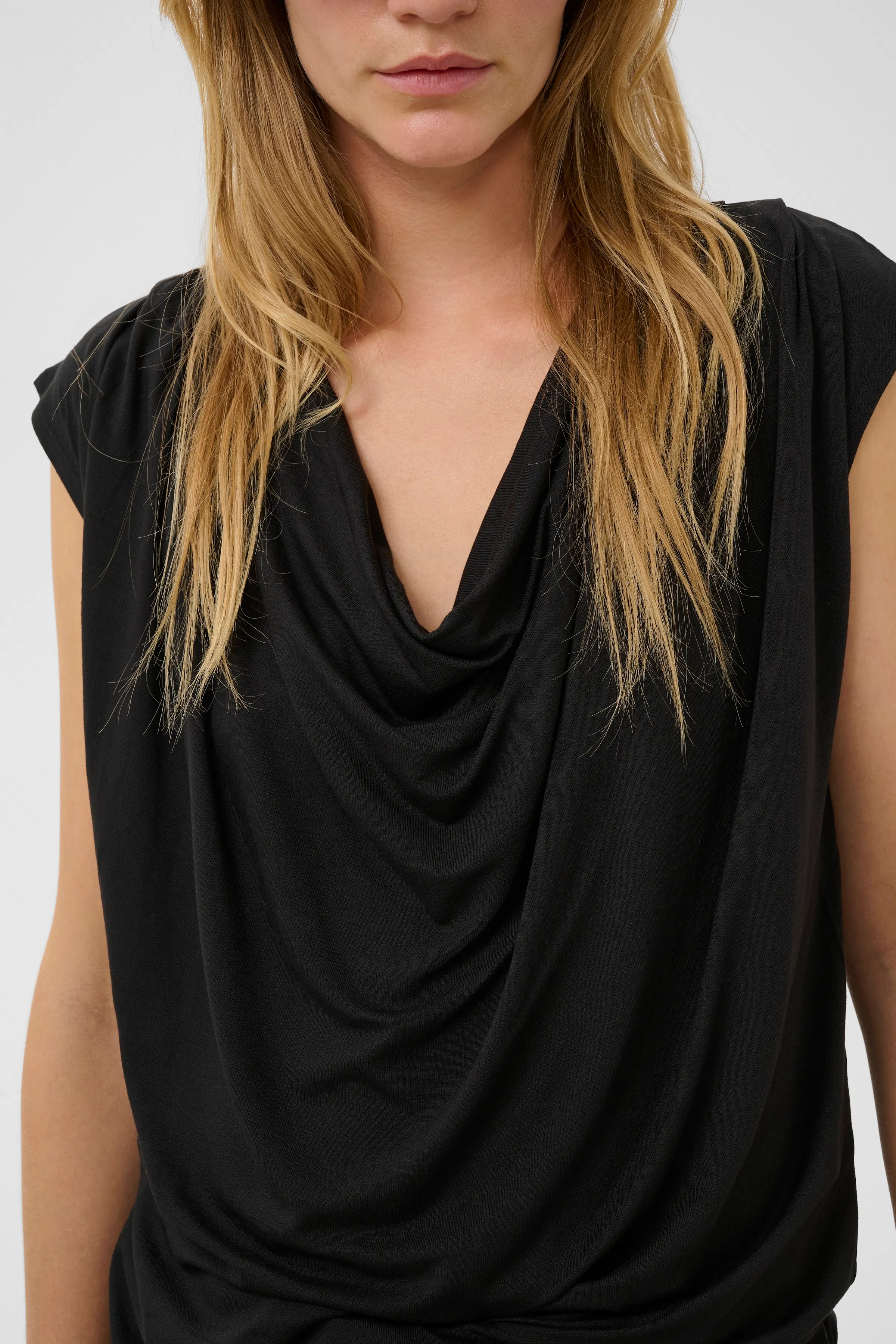 SLHanadi Top LOOKBOOK DETAIL 30409232-194008