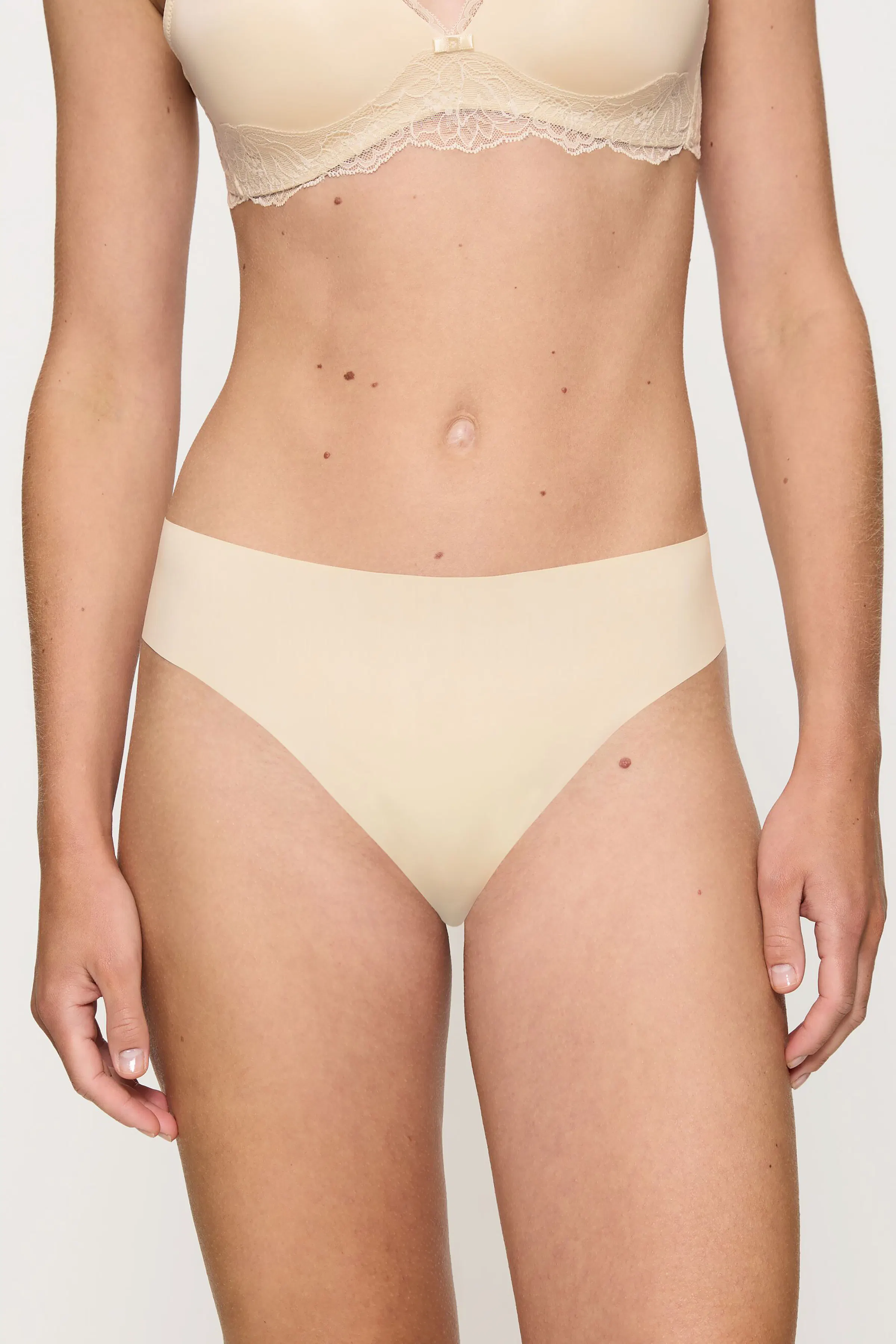 PrettyMicroTai Panties LOOKBOOK FRONT 40500285-T6720