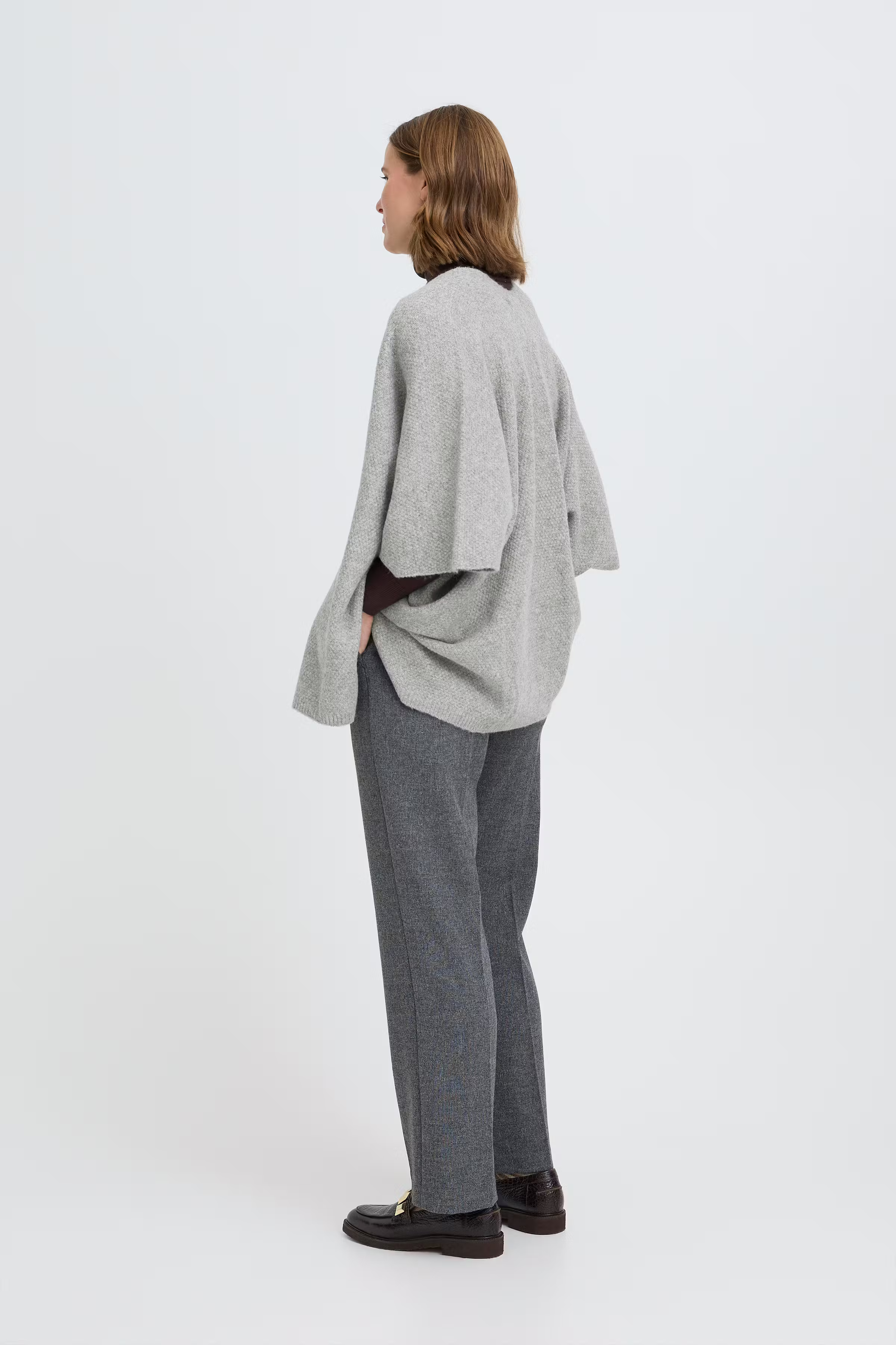 BYVILKO Kappe LOOKBOOK BACK 20817254-200455