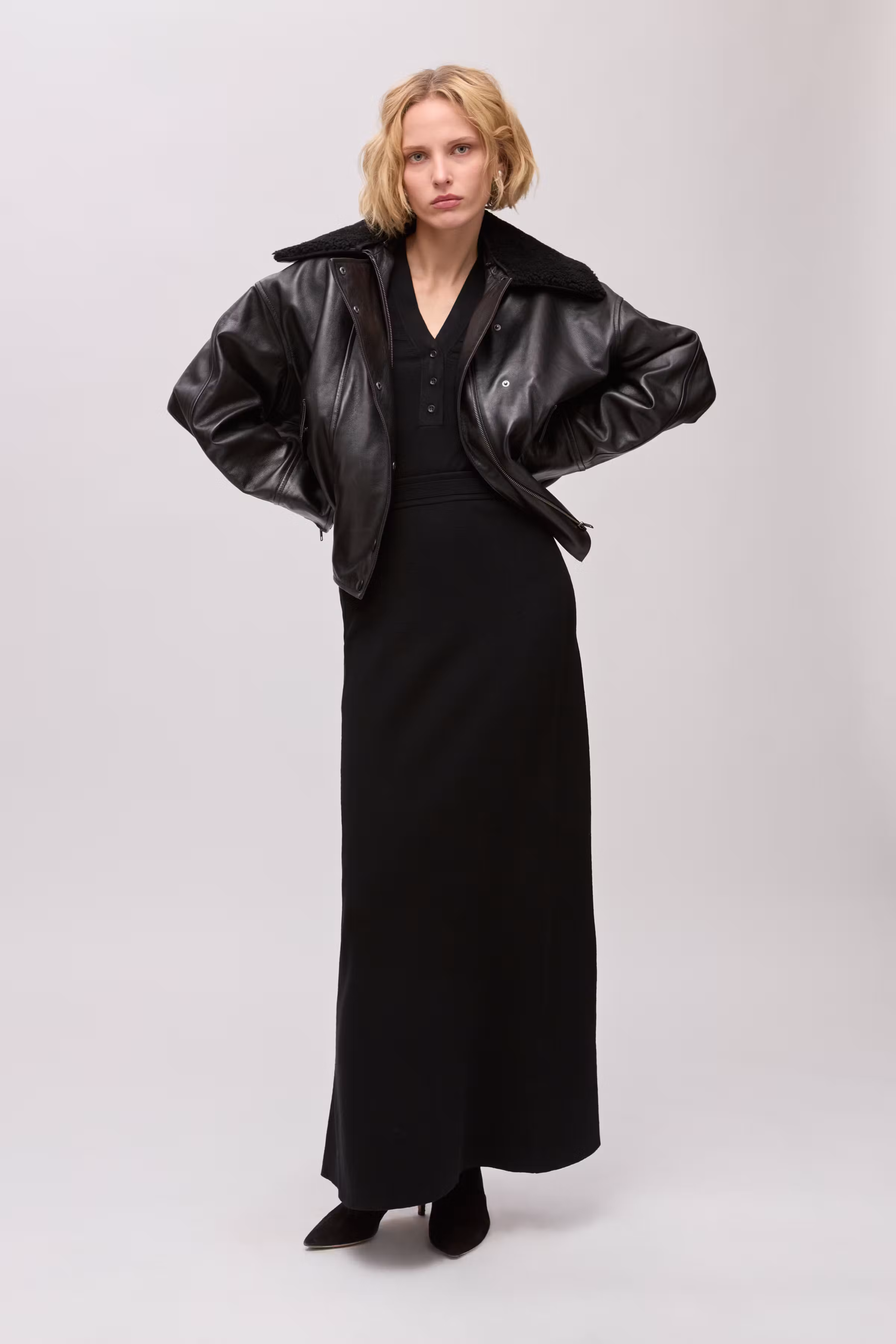 IOLaila Outerwear LOOKBOOK FRONT 30600079-BK999