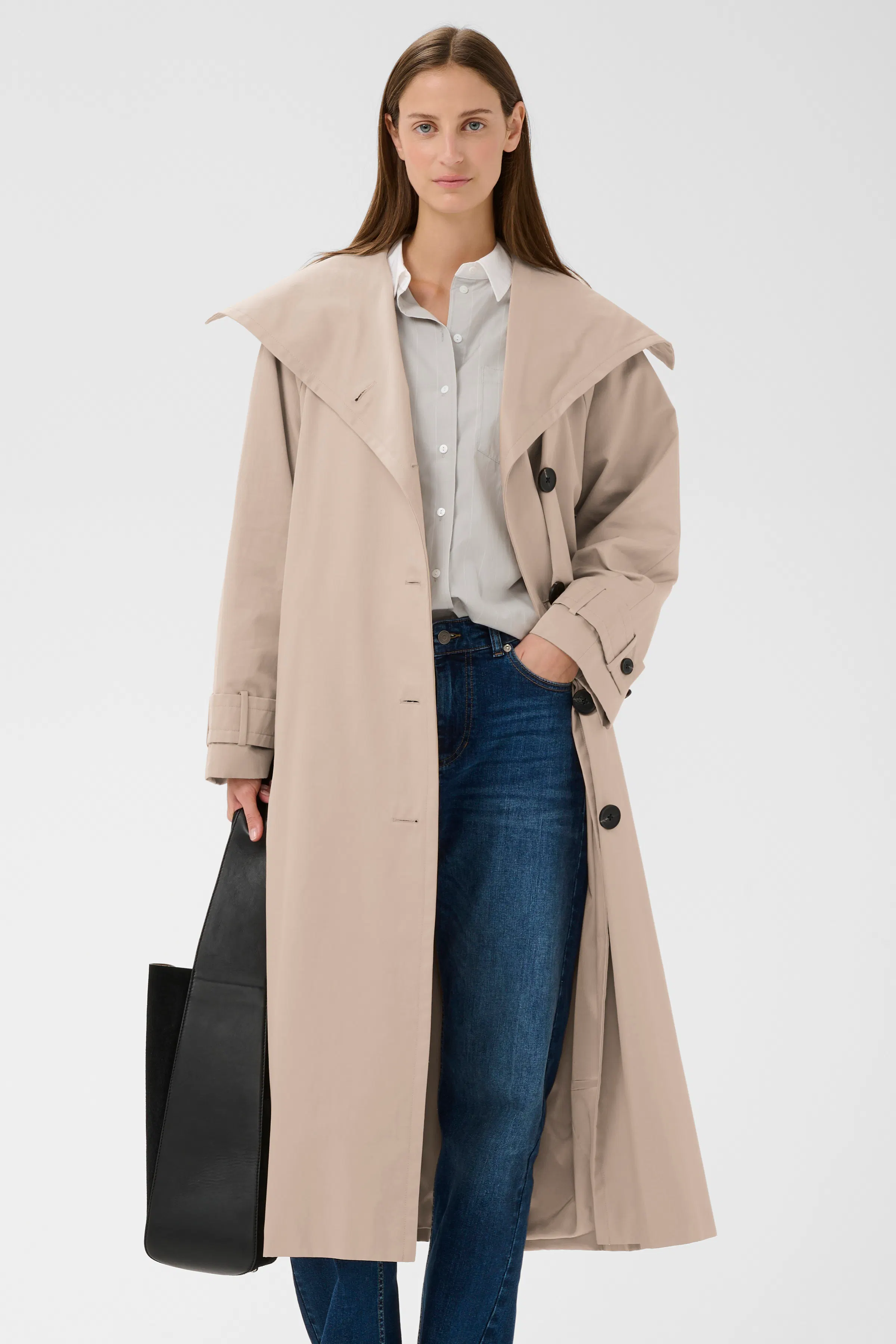ToiniIW TrenchCoat in black colour