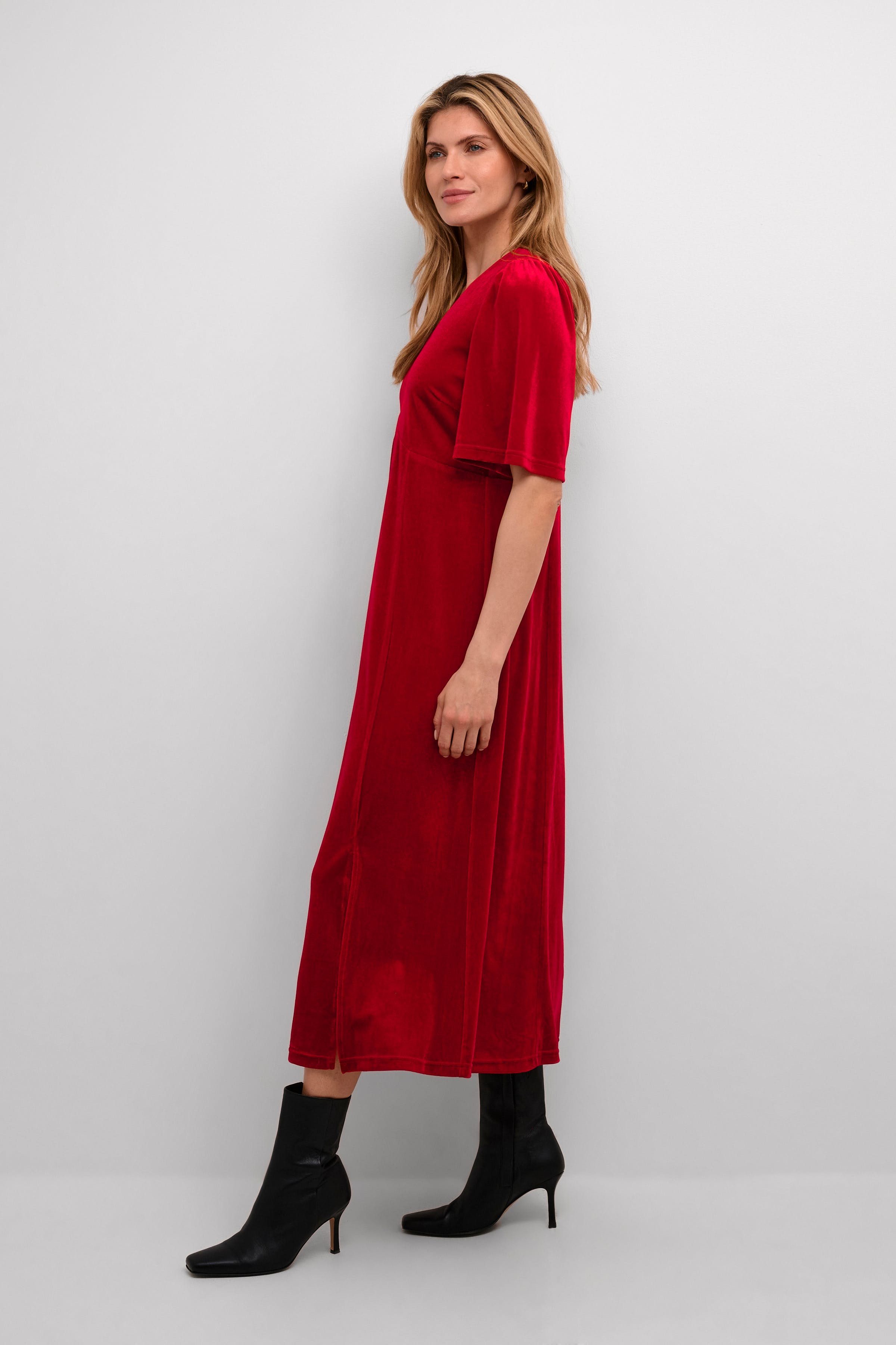 CRPativa Velour Kjole LOOKBOOK FRONT 10611979-191862