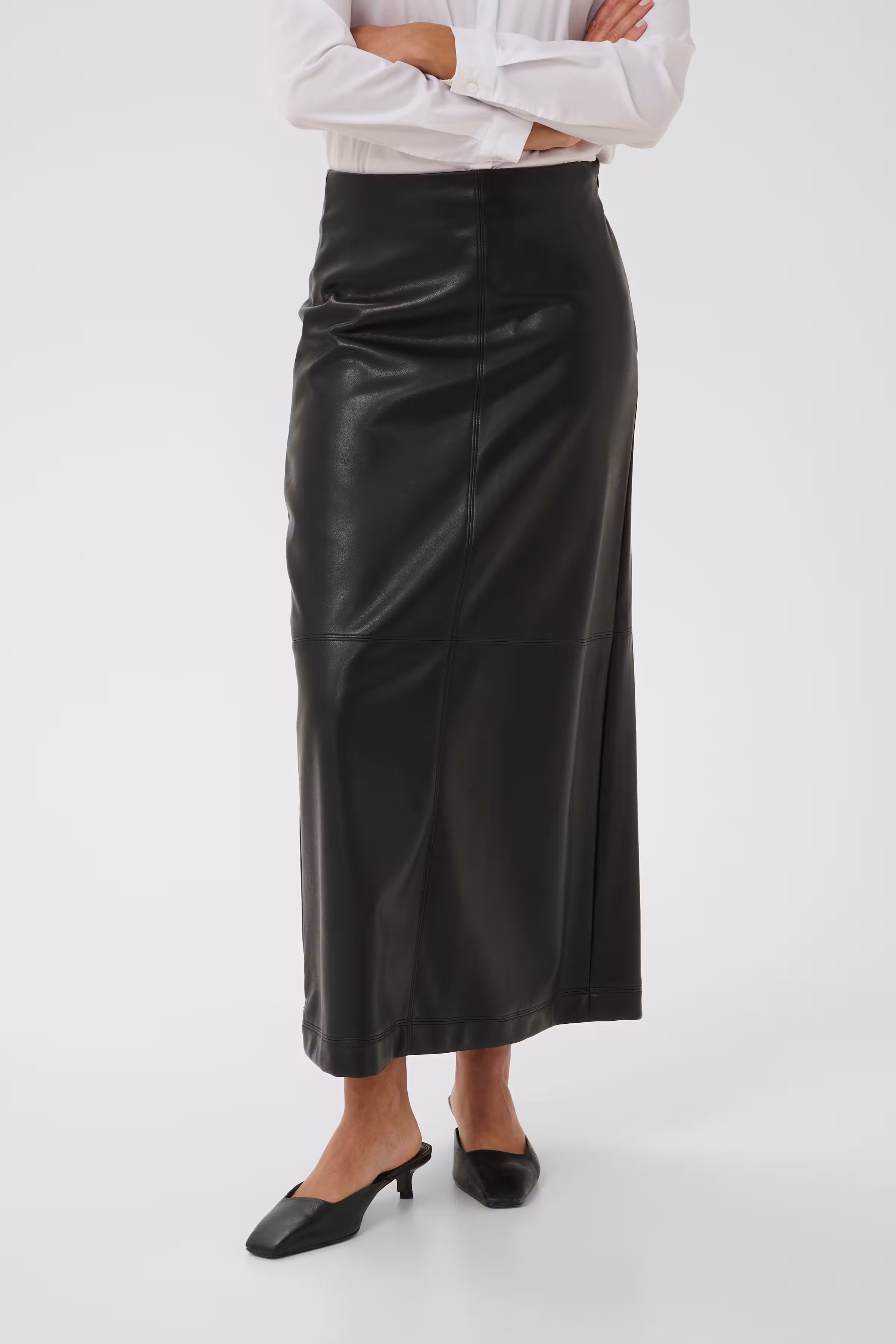 KAarense Skjørt LOOKBOOK FRONT 10512229-100121