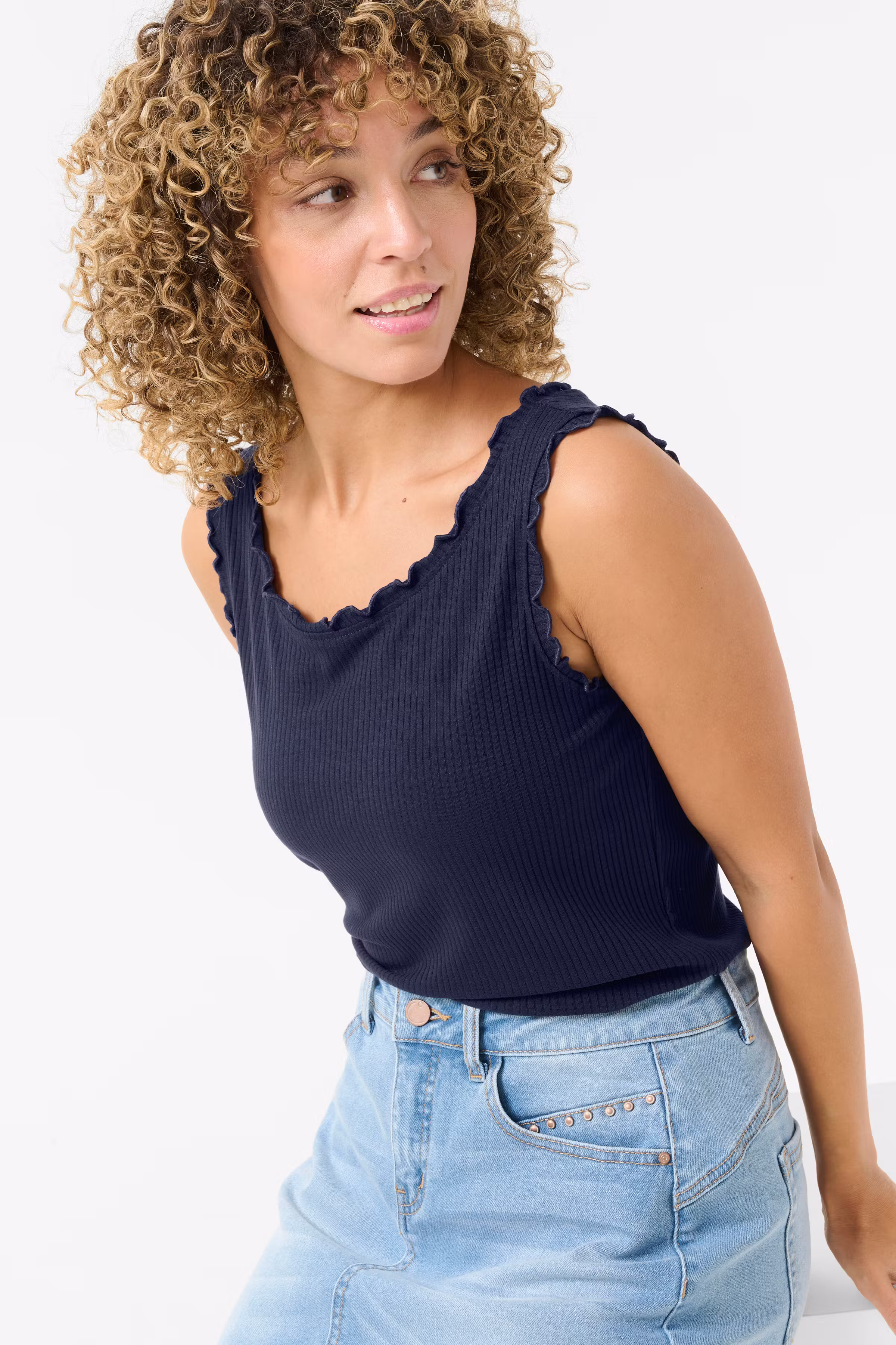 CRRibba Top LOOKBOOK DETAIL 10612459-193923