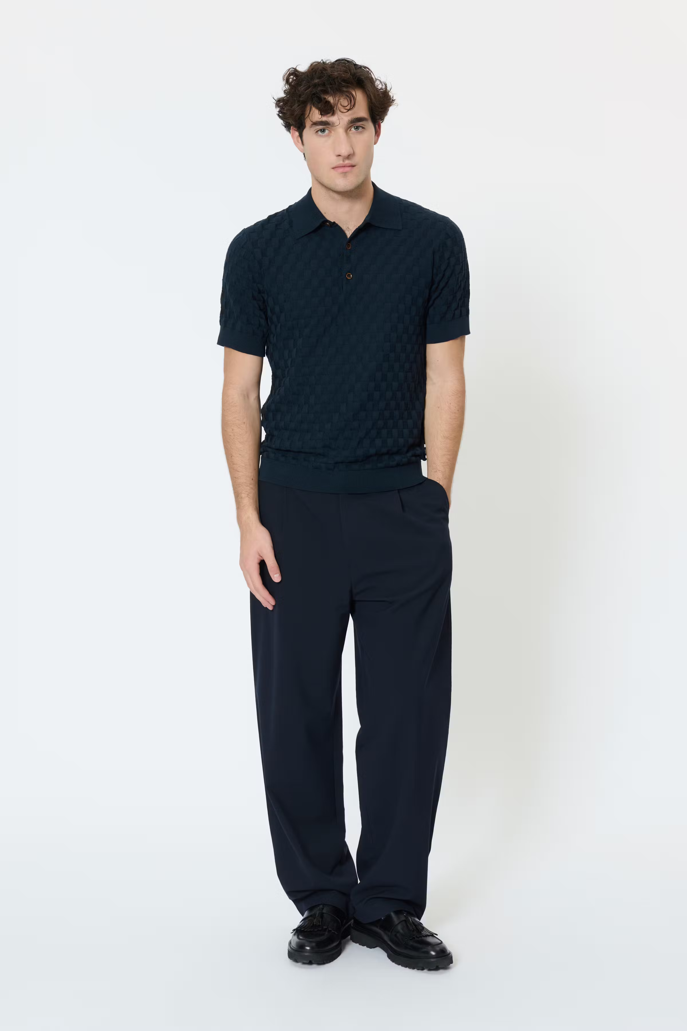 MApolo Heritage Pullover LOOKBOOK FRONT 30207802-194011