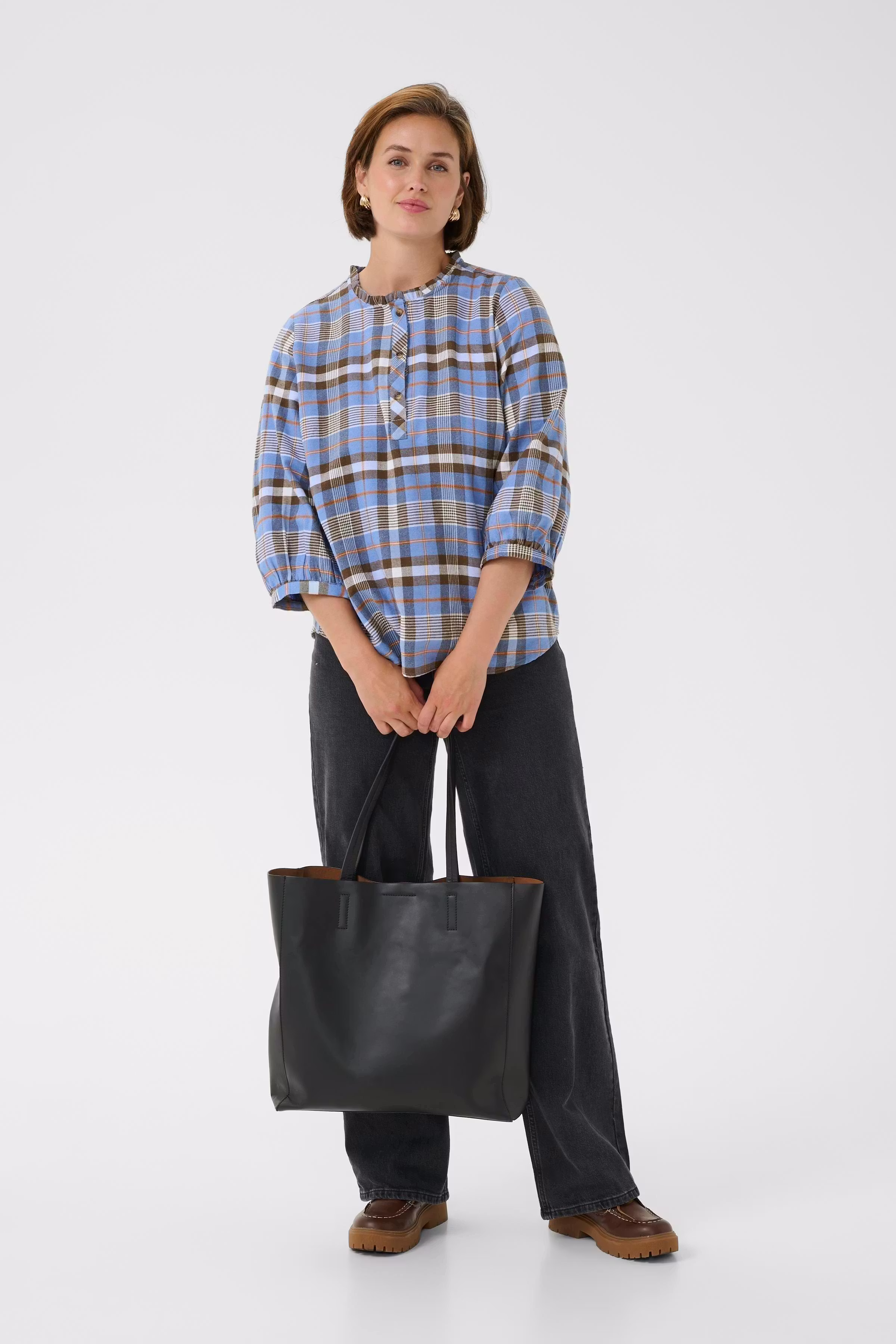 BPanita Bluse LOOKBOOK FRONT 40200088-108995