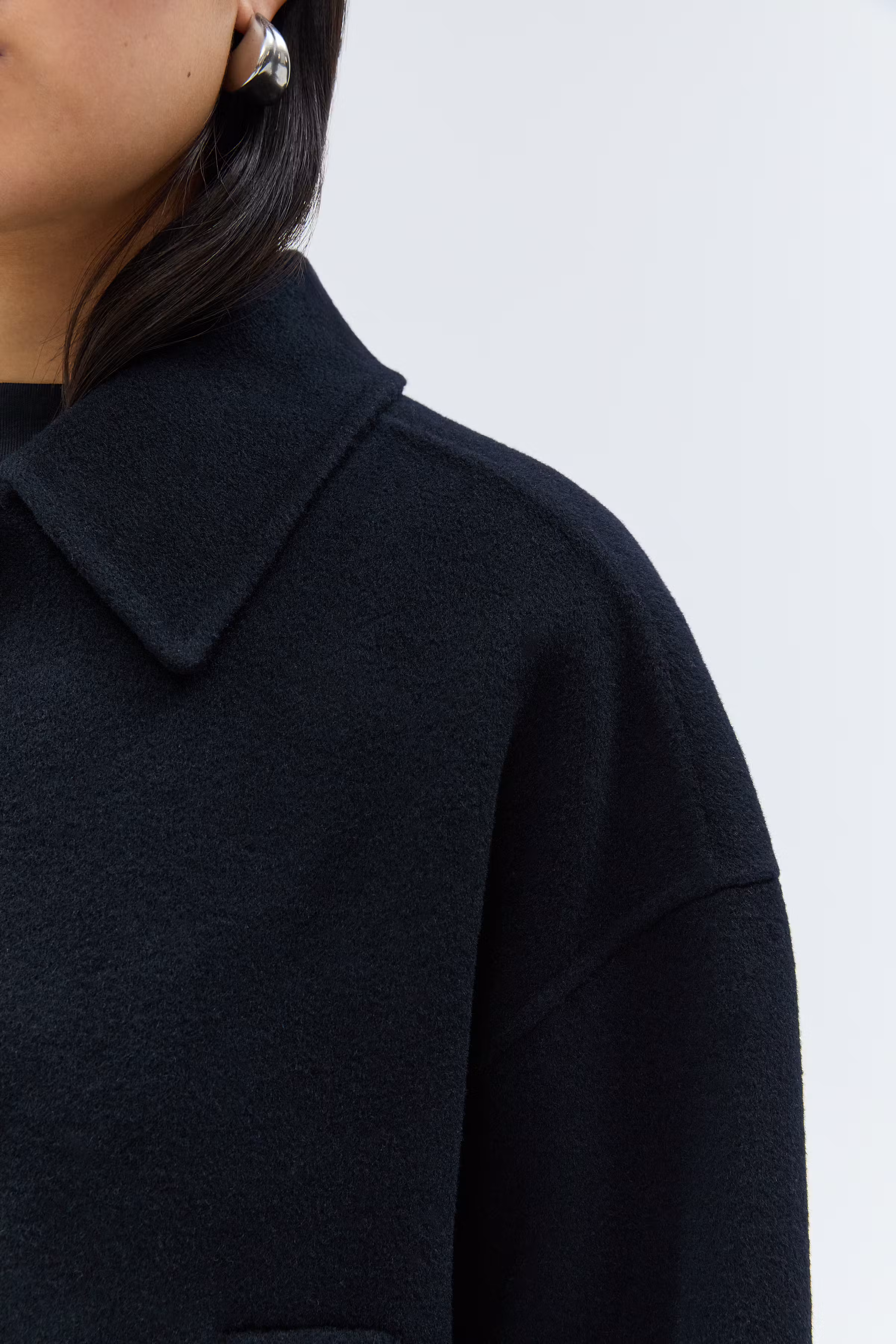 IOJAIA JACKET LOOKBOOK DETAIL 30600693-BL900