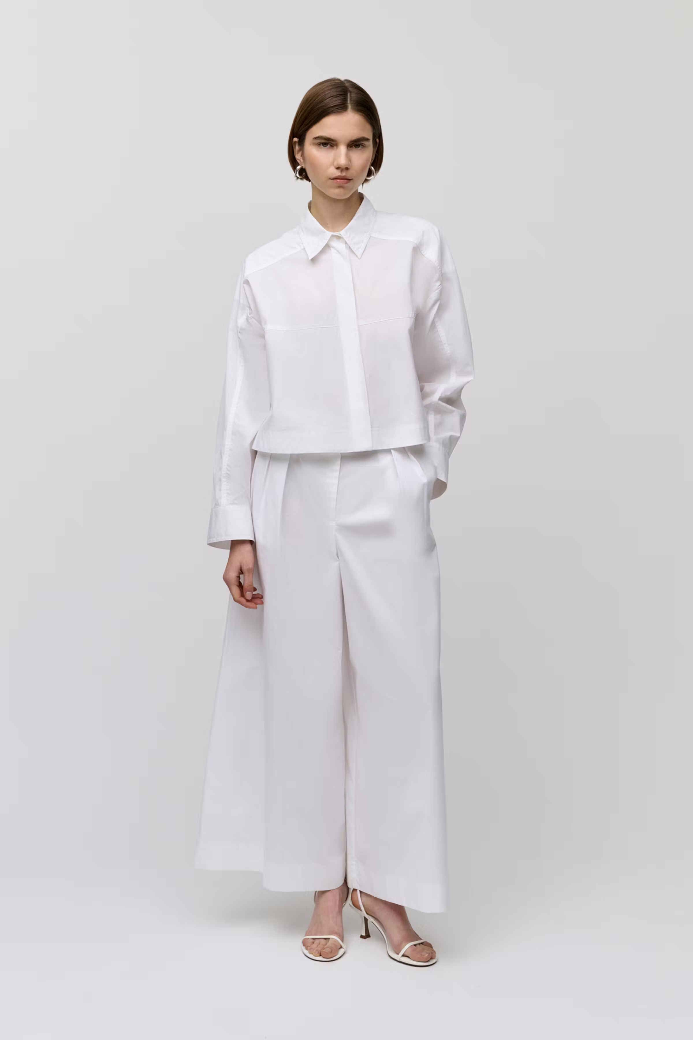 BRITTNEY Blouse LOOKBOOK FRONT 30600489-WH001