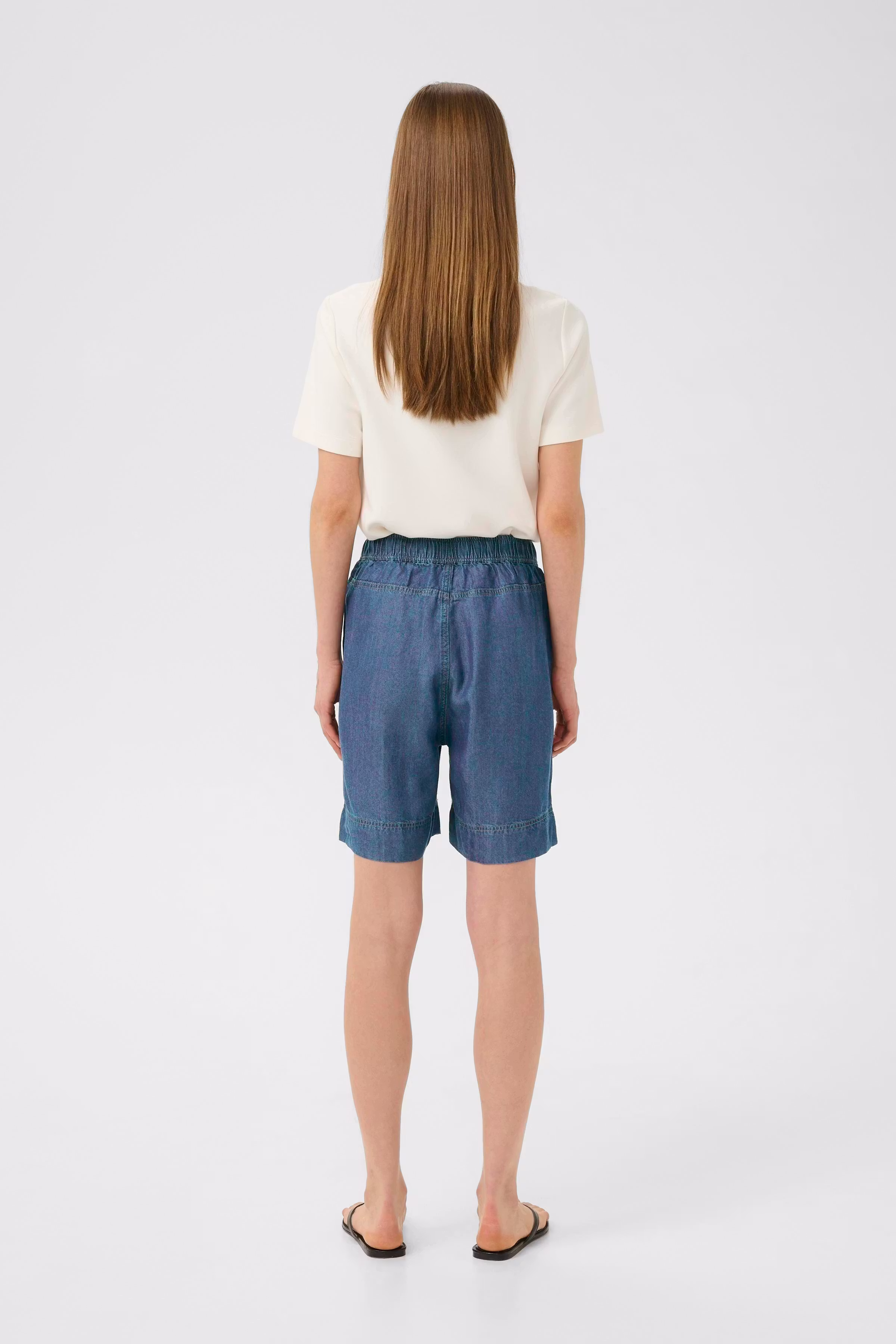 RachelIW Shorts LOOKBOOK BACK 30110312-301979