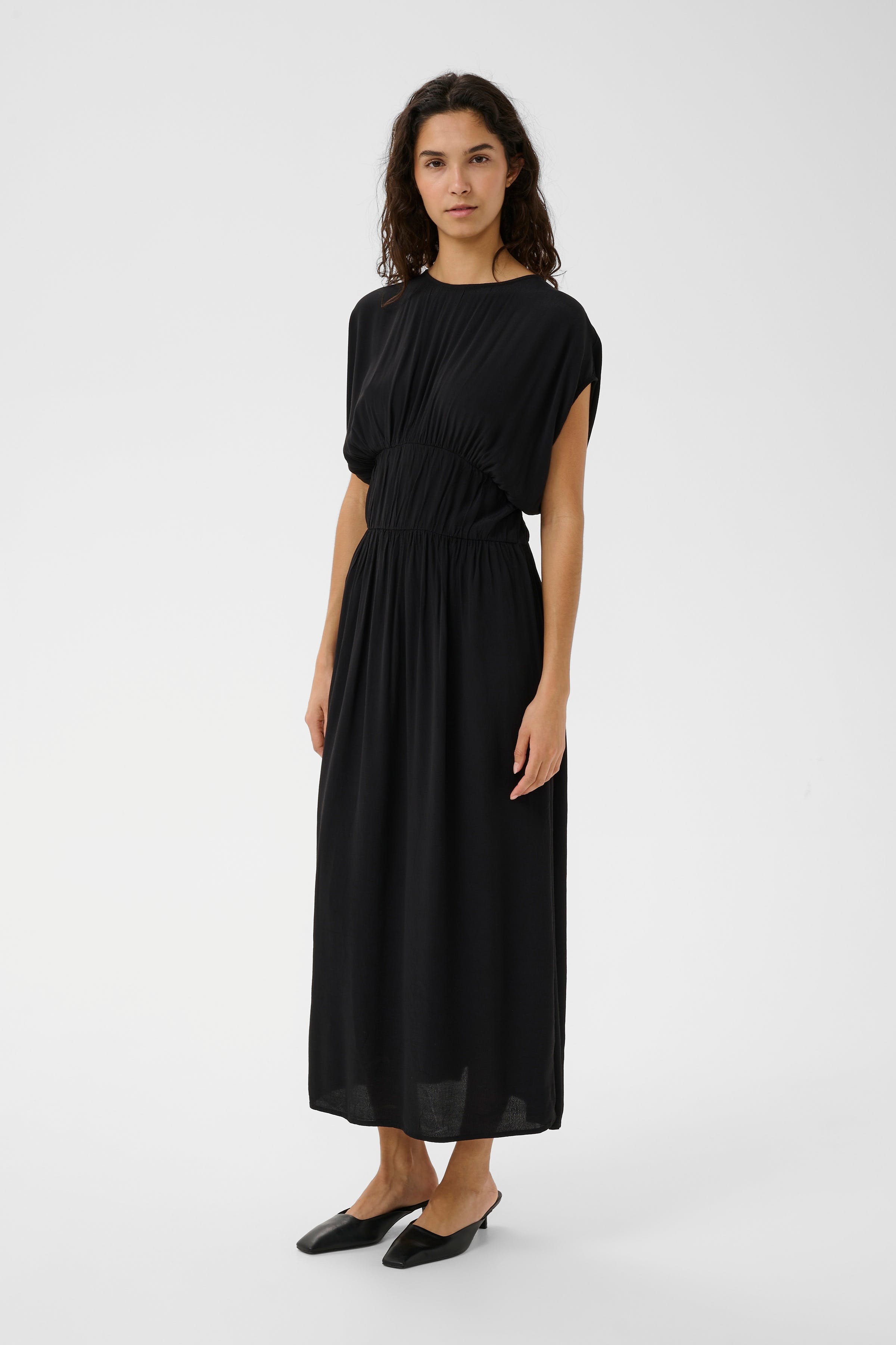SLKleio Kjole LOOKBOOK FRONT 30409221-194008