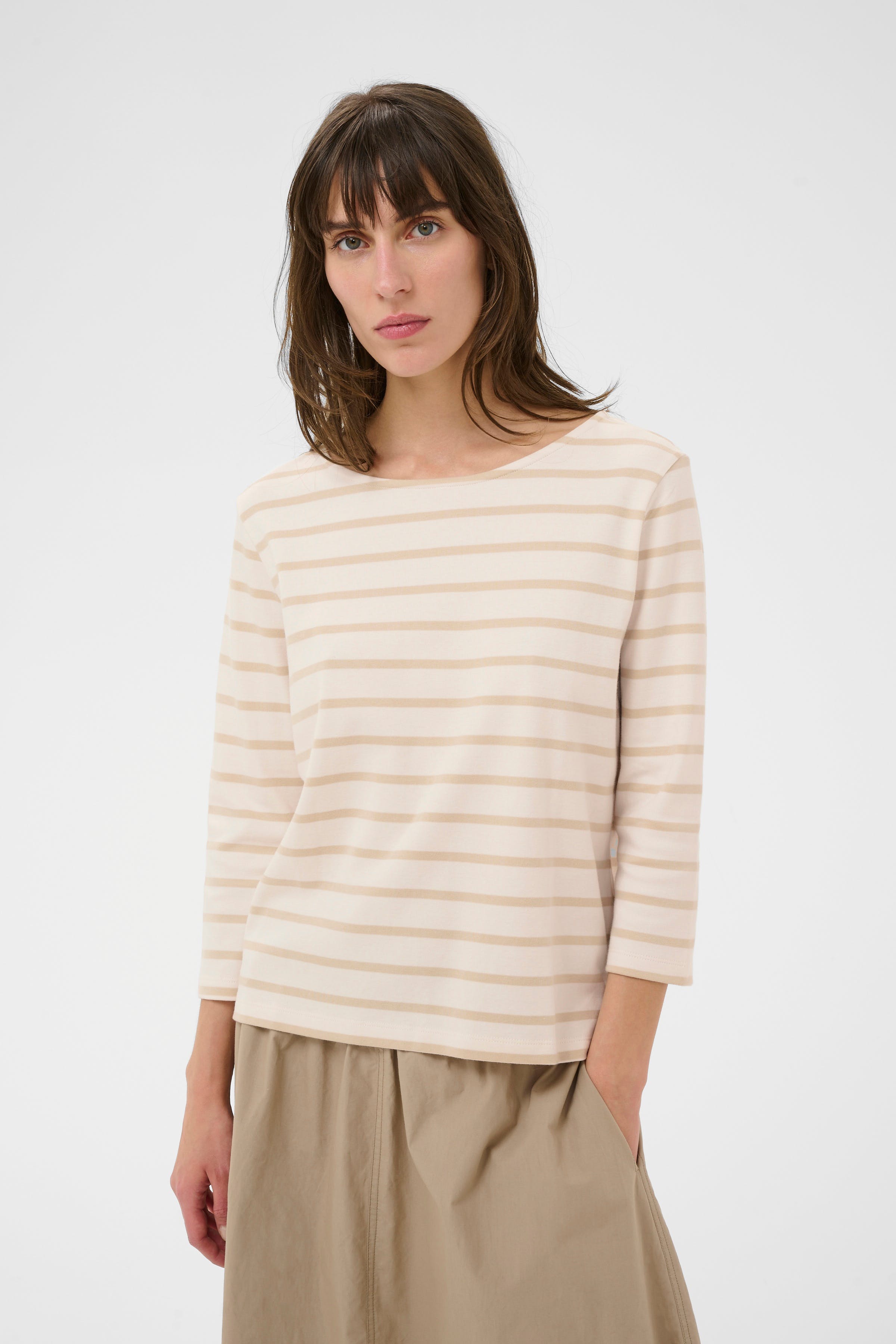 NelaPW T-shirt LOOKBOOK FRONT 30309864-304838