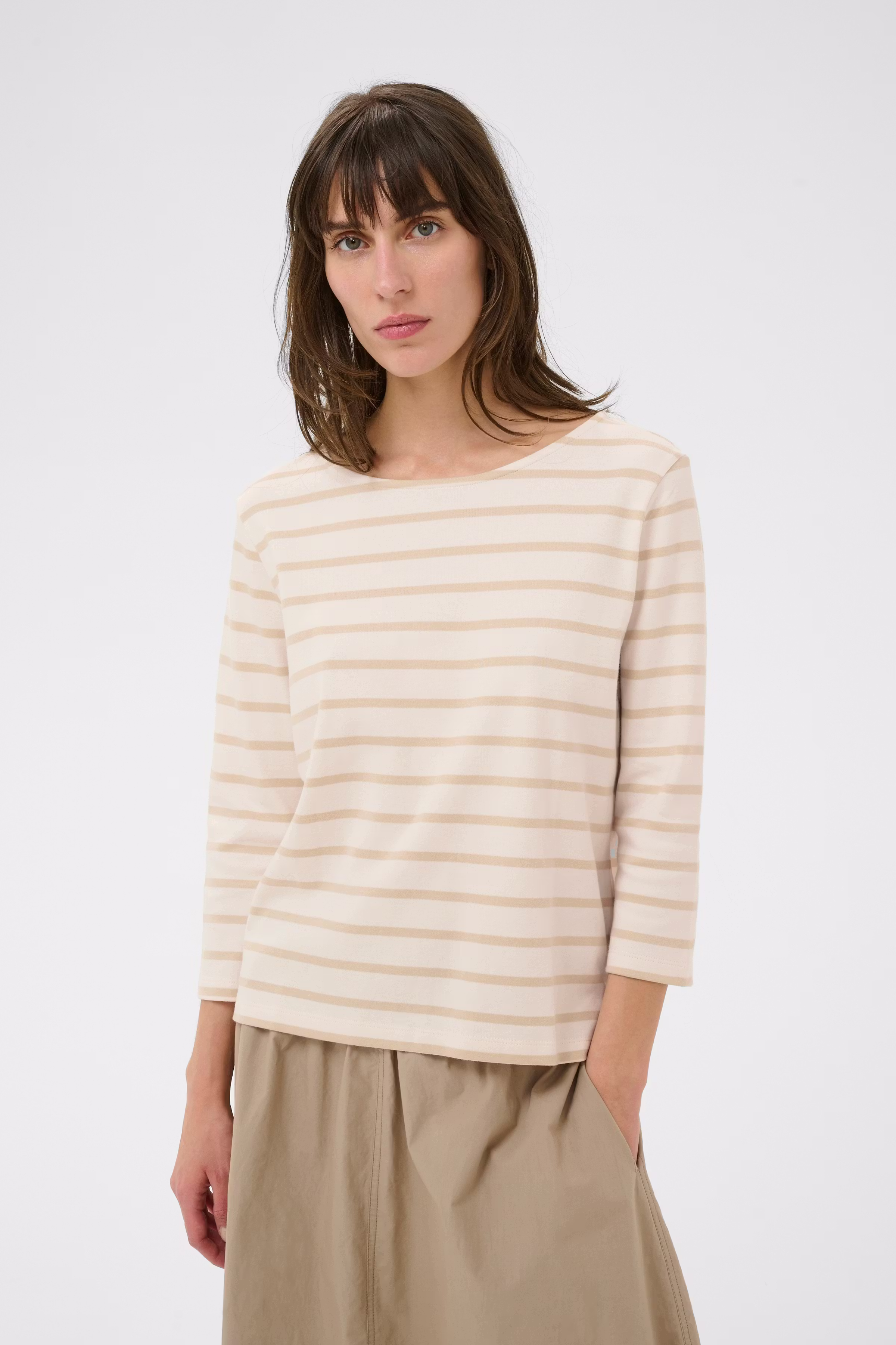 NelaPW T-shirt LOOKBOOK FRONT 30309864-304838