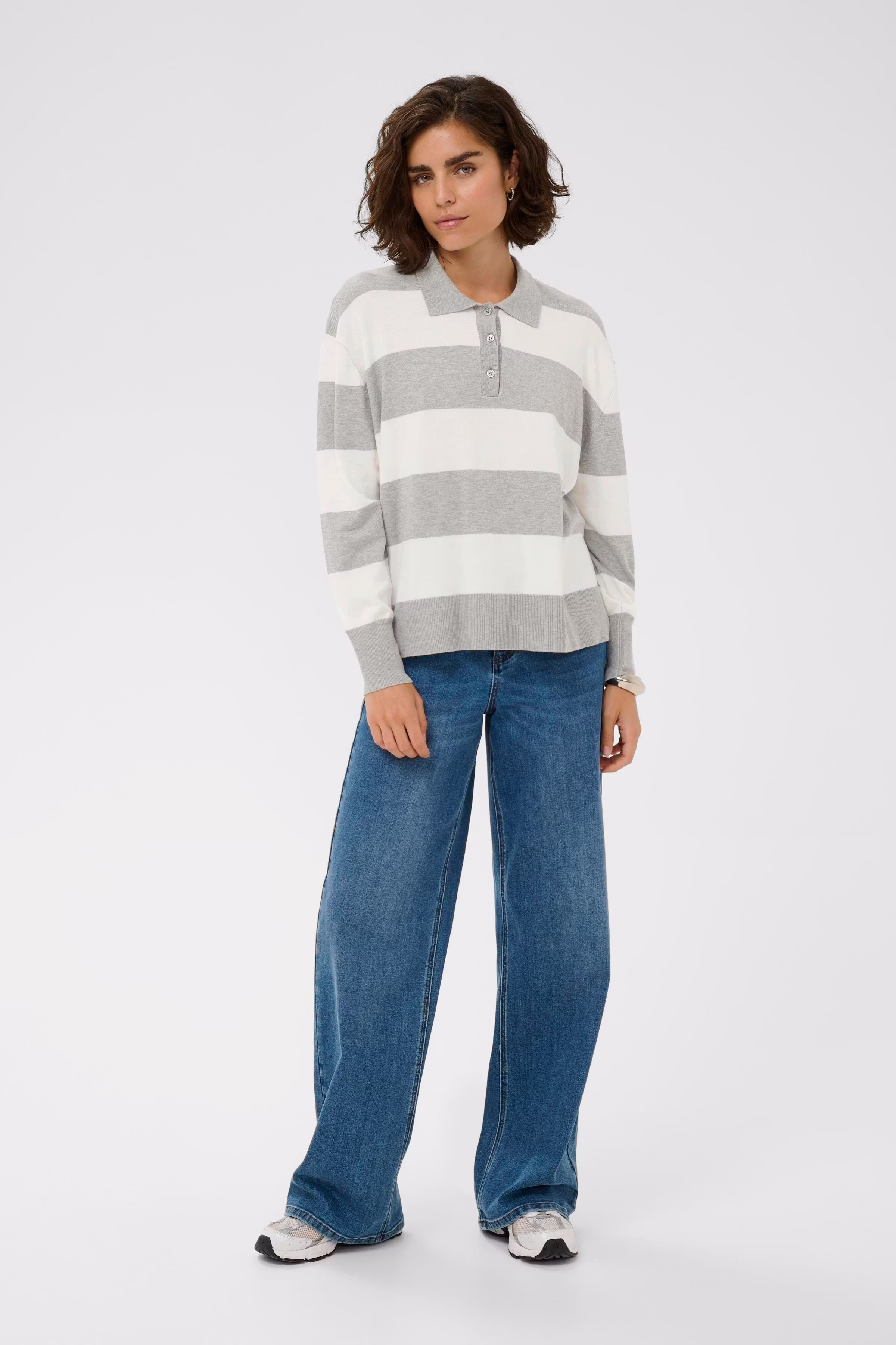 KAlizza Pullover LOOKBOOK FRONT 10510757-108932