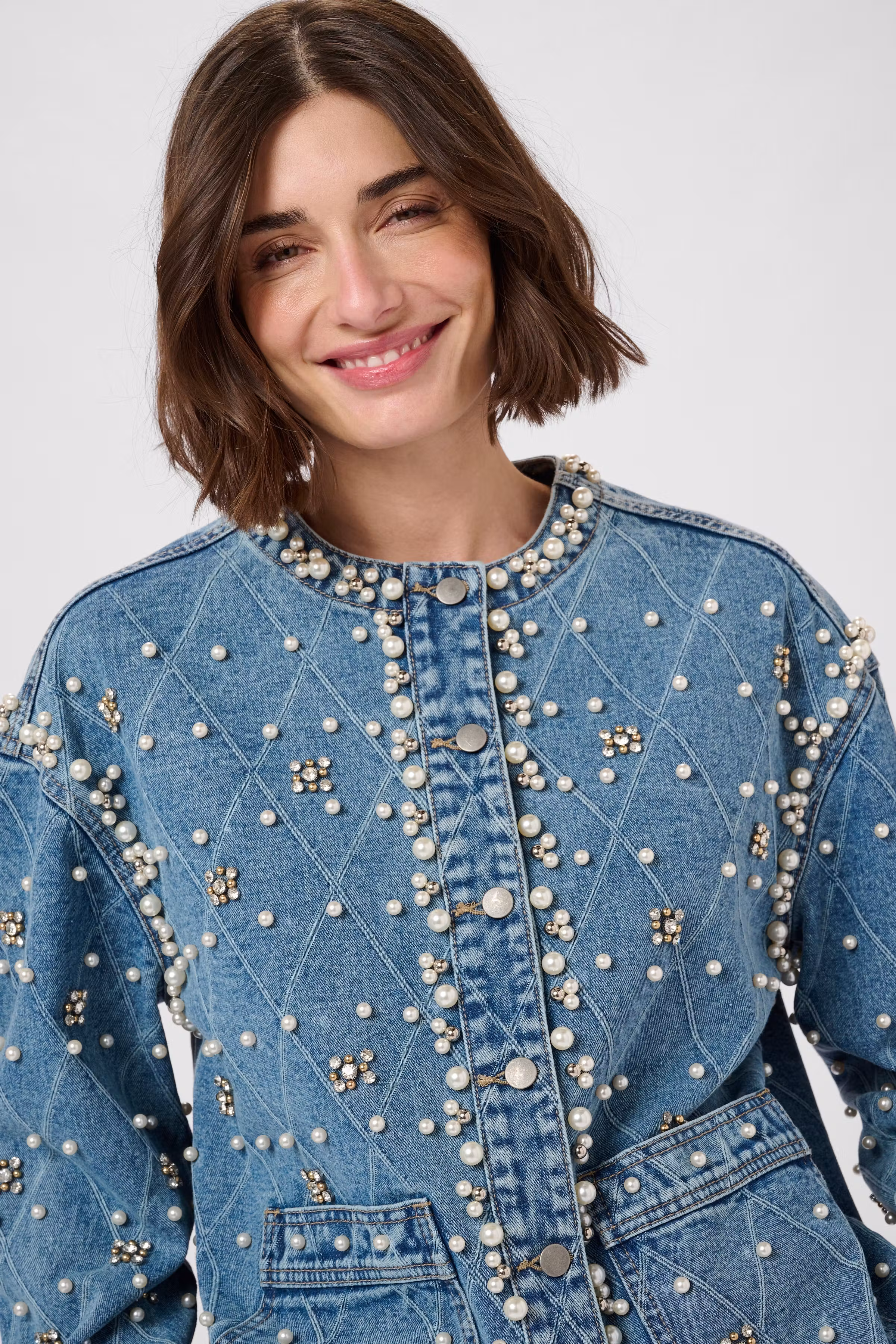 CUalys Denim jacket with pearls LOOKBOOK DETAIL 50112279-500027