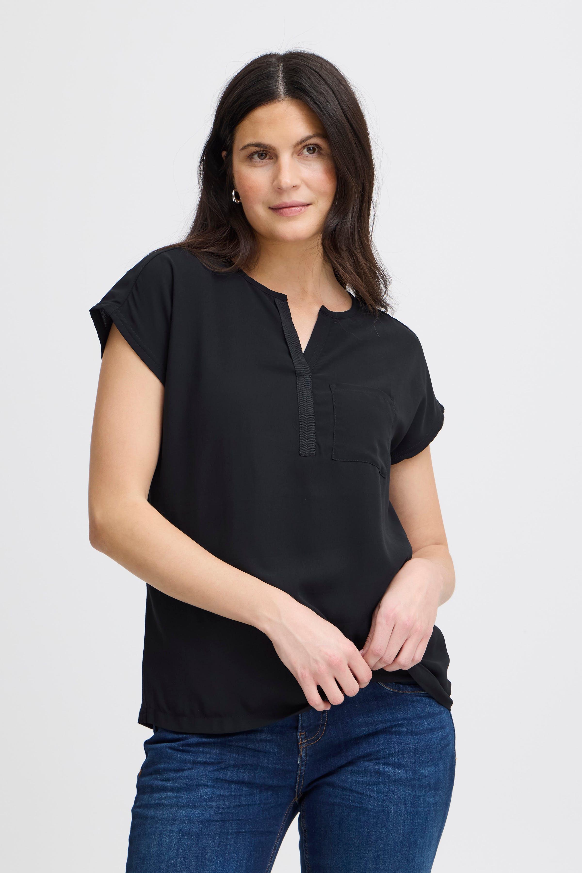 Kurzarm-Bluse LOOKBOOK FRONT 20603737-60096