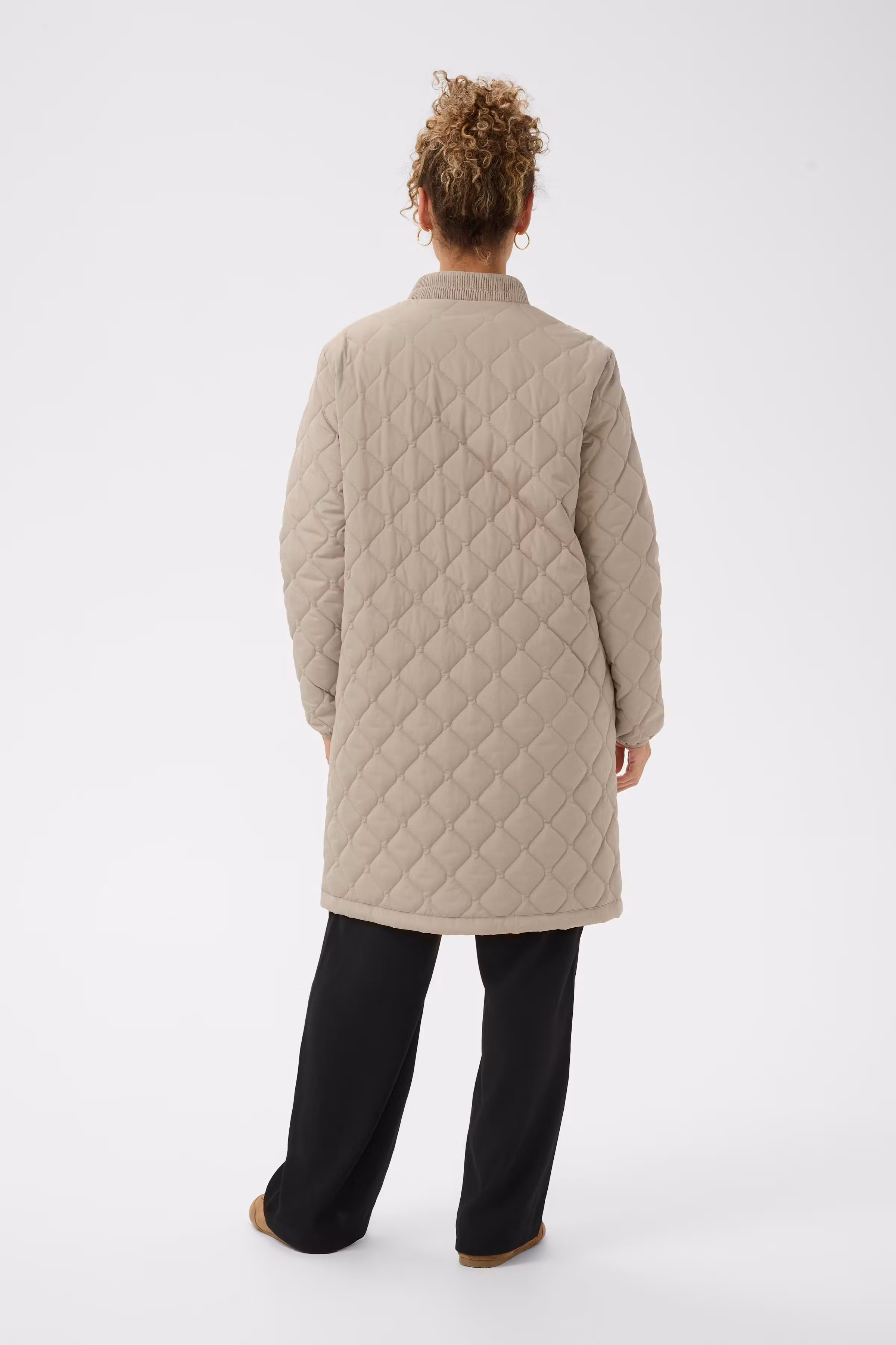 ArwenCR Jakke LOOKBOOK BACK 10606580-171312