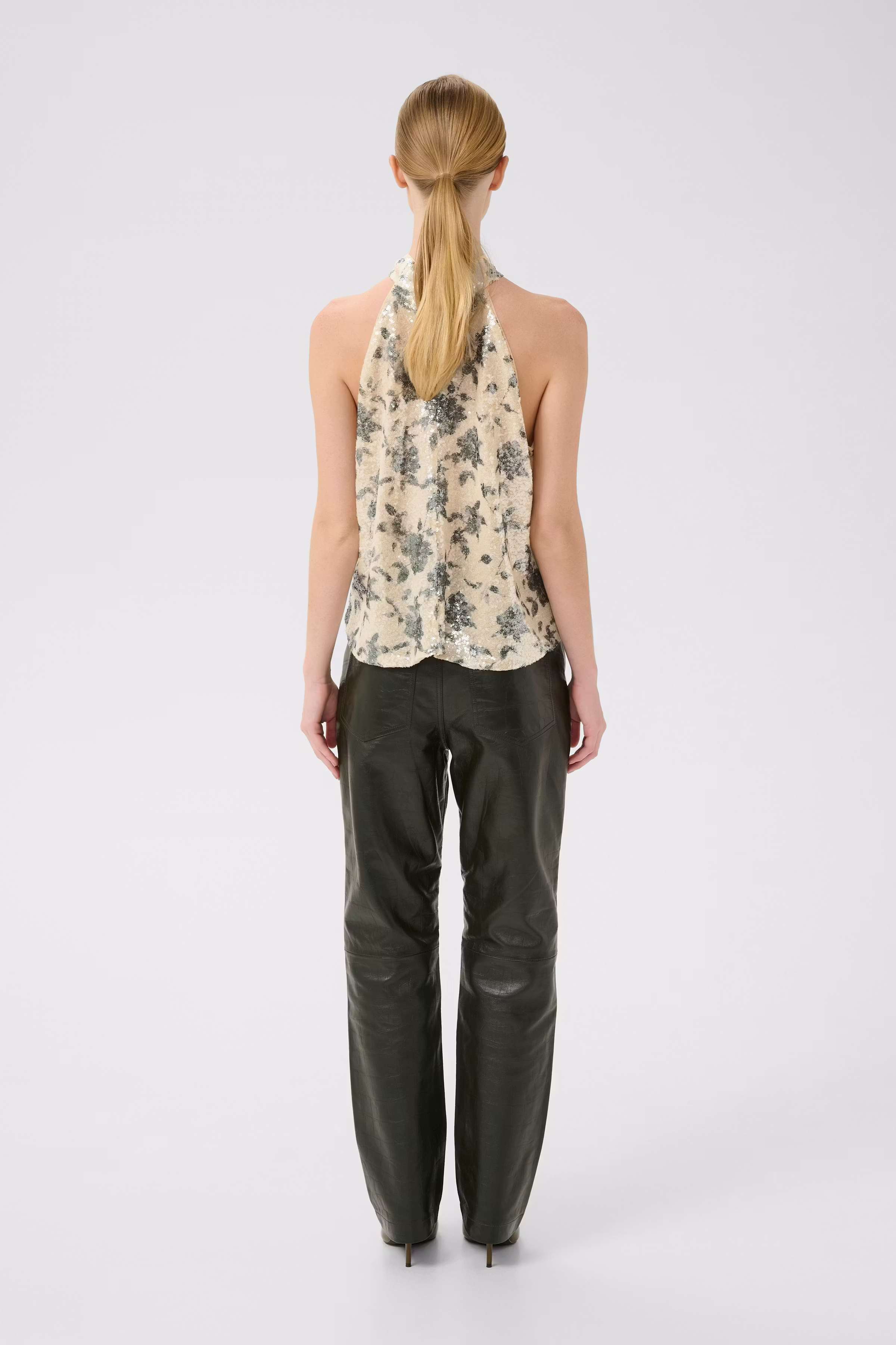 GZsveda Top LOOKBOOK BACK 10910942-108300