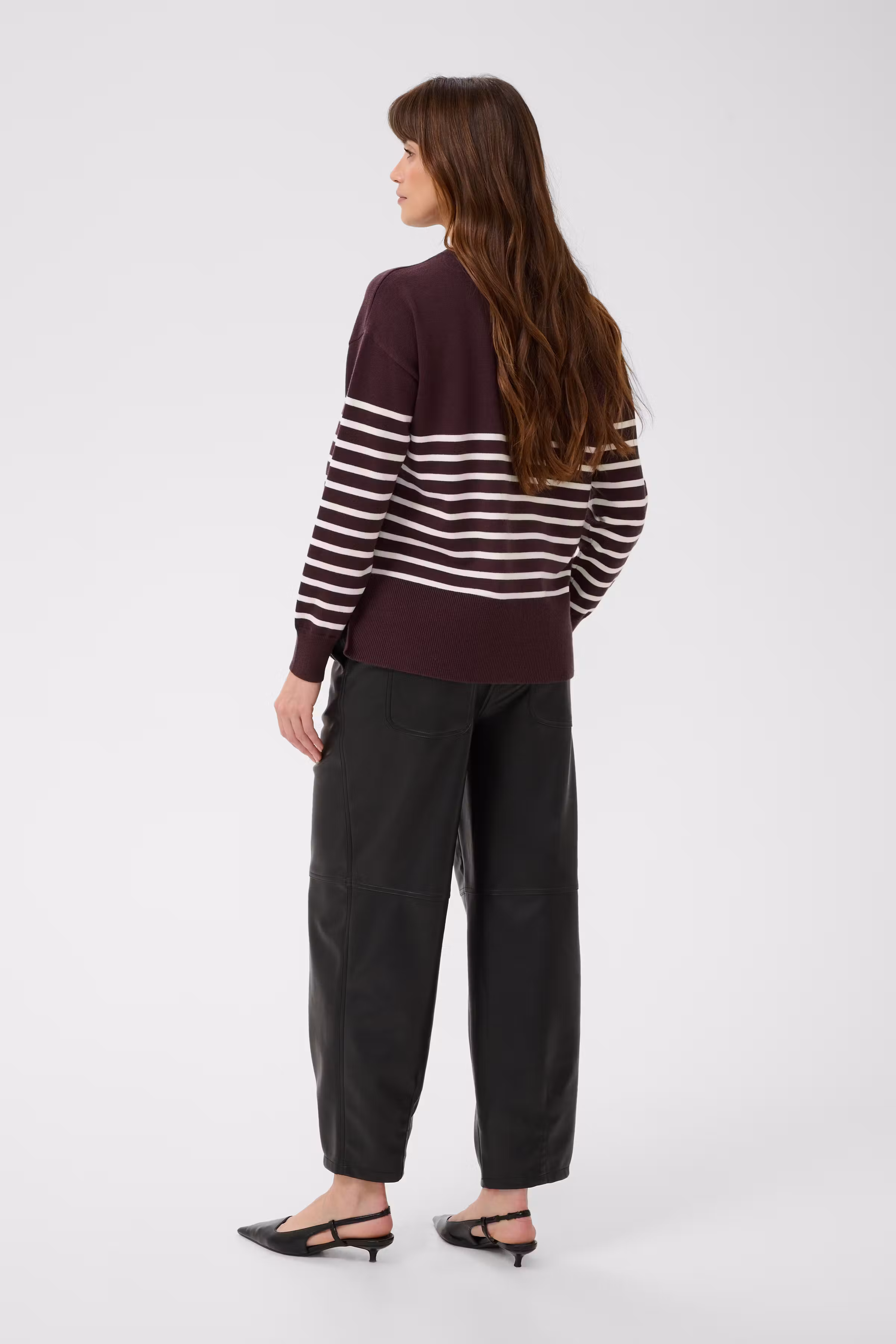 KAlimone Pullover LOOKBOOK BACK 10511830-109820