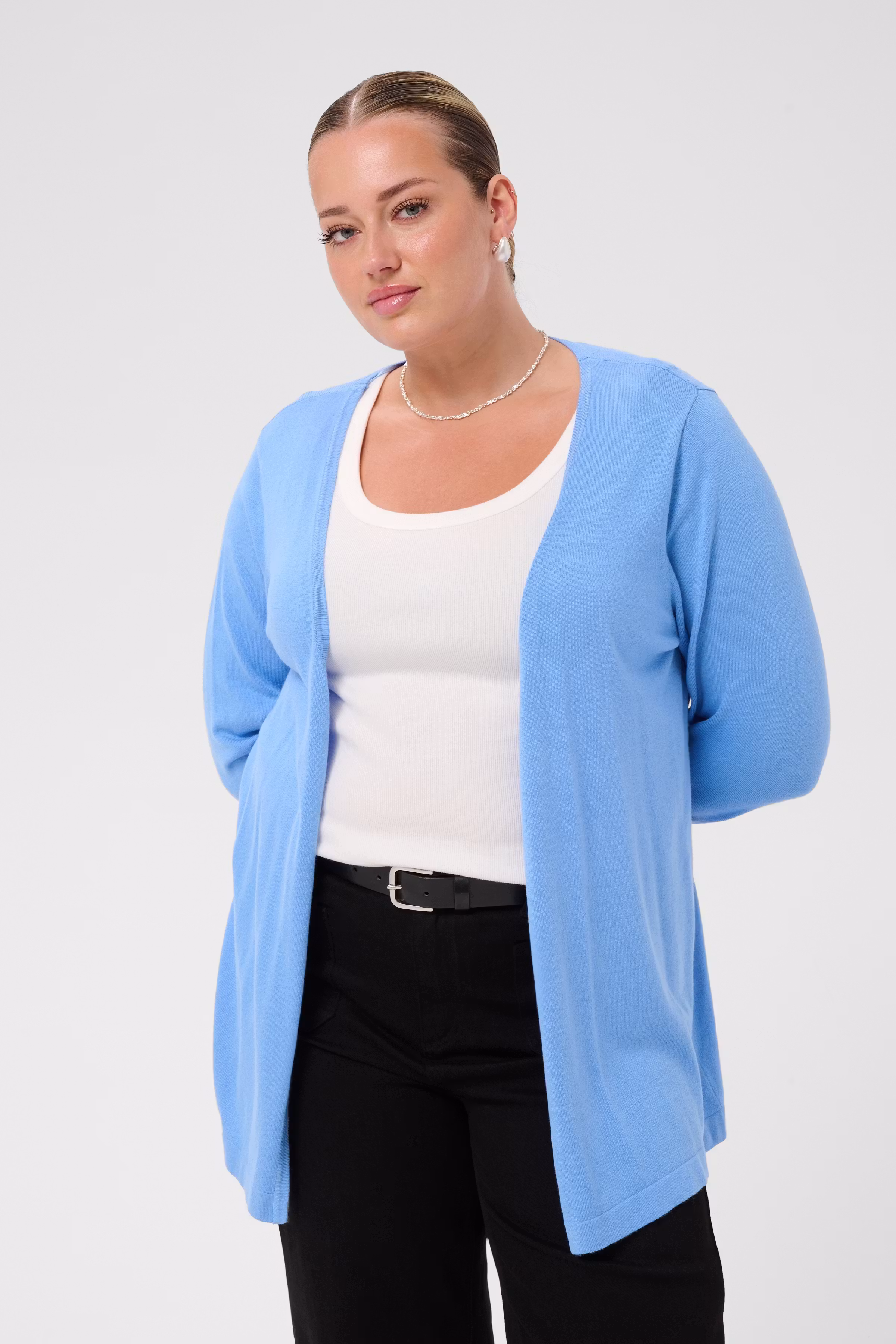 KCfarsia Cardigan LOOKBOOK FRONT 10580339-164032