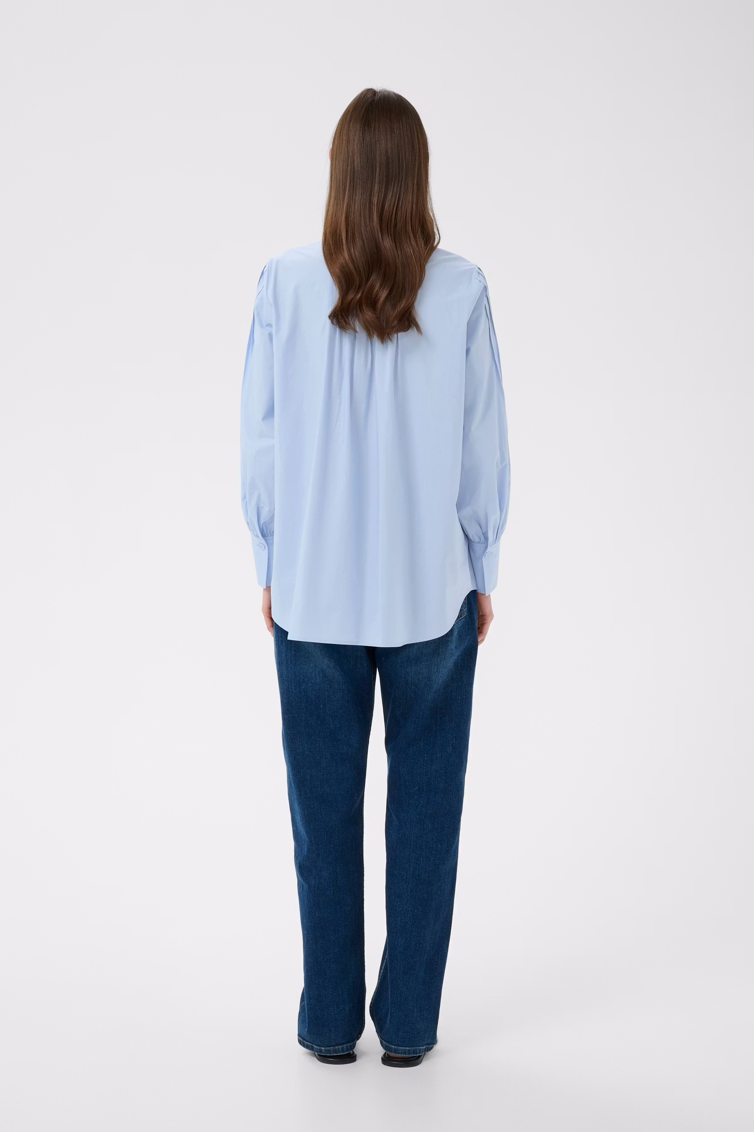 AnoraIW Shirt LOOKBOOK BACK 30111314-154031