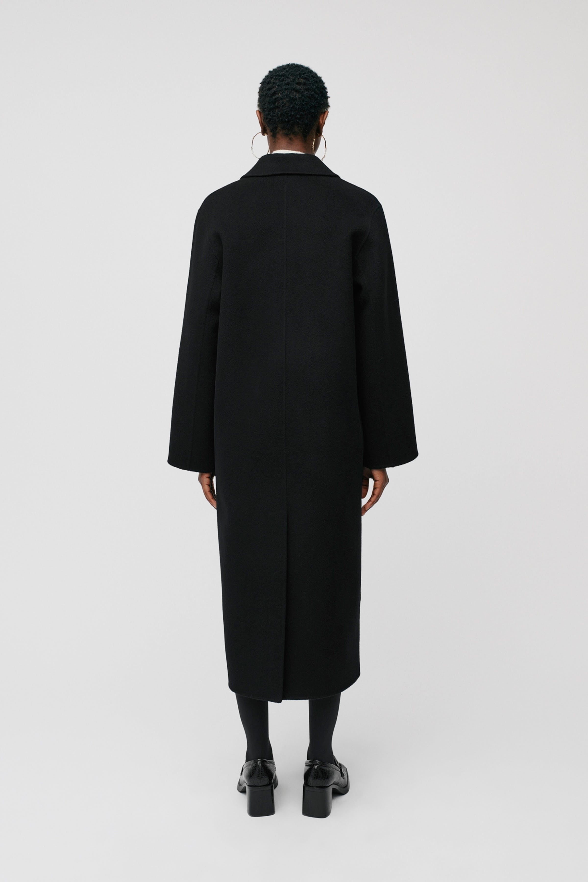IOClara Coat LOOKBOOK BACK 30600092-BK999