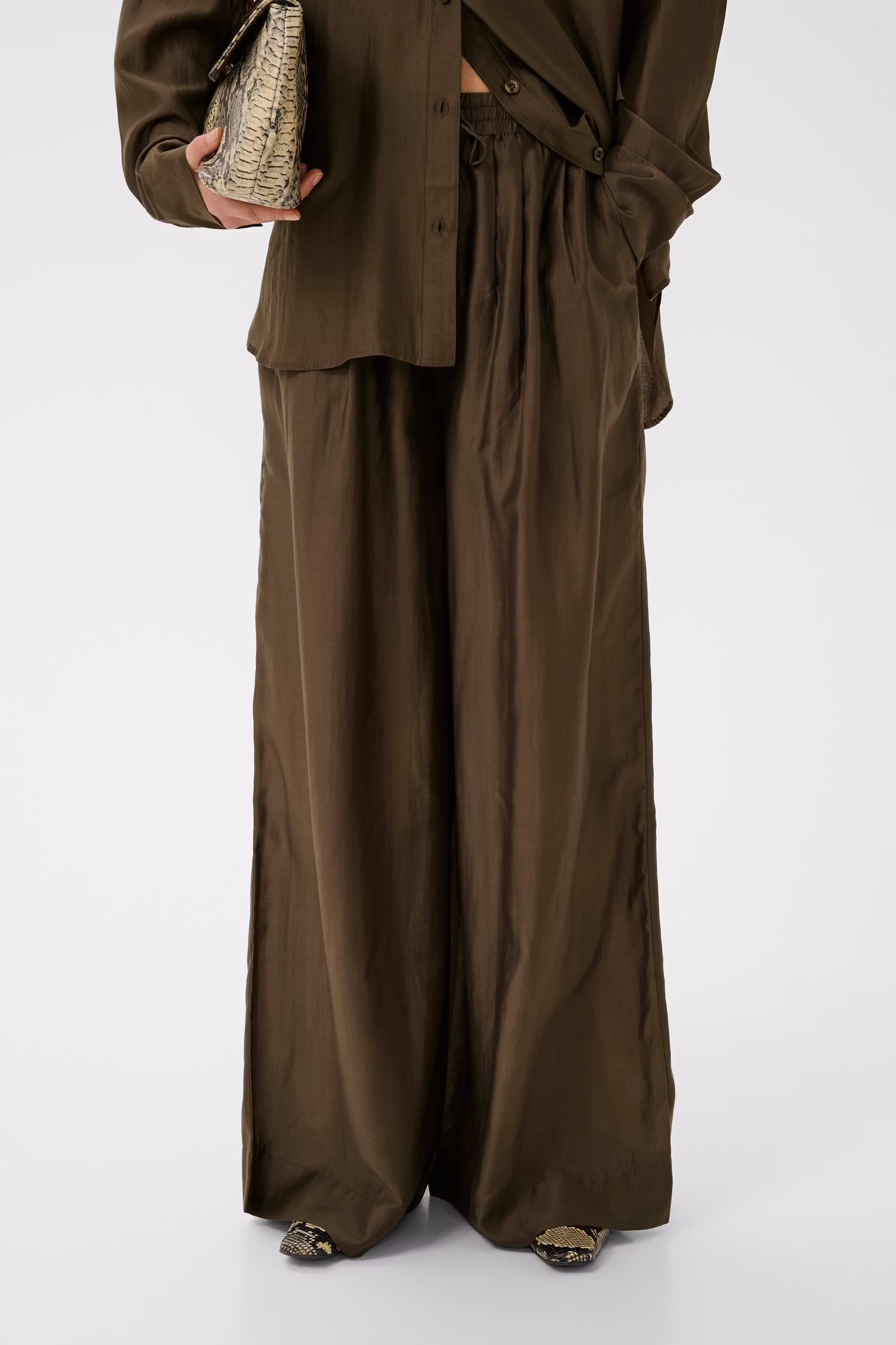 GZsiora Bukser LOOKBOOK FRONT 10911146-190916