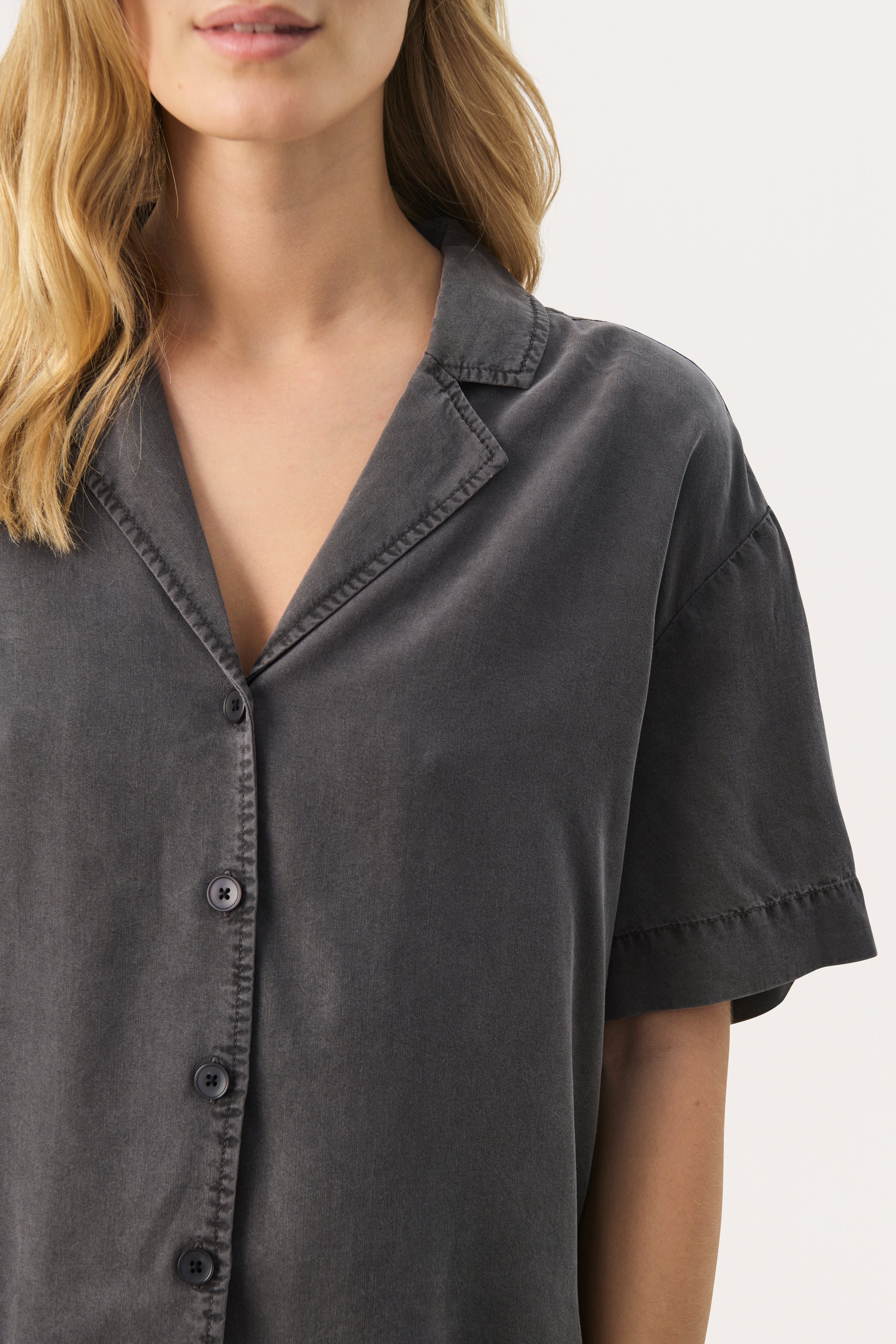 JeyaPW Overhemd LOOKBOOK DETAIL 30308788-194205