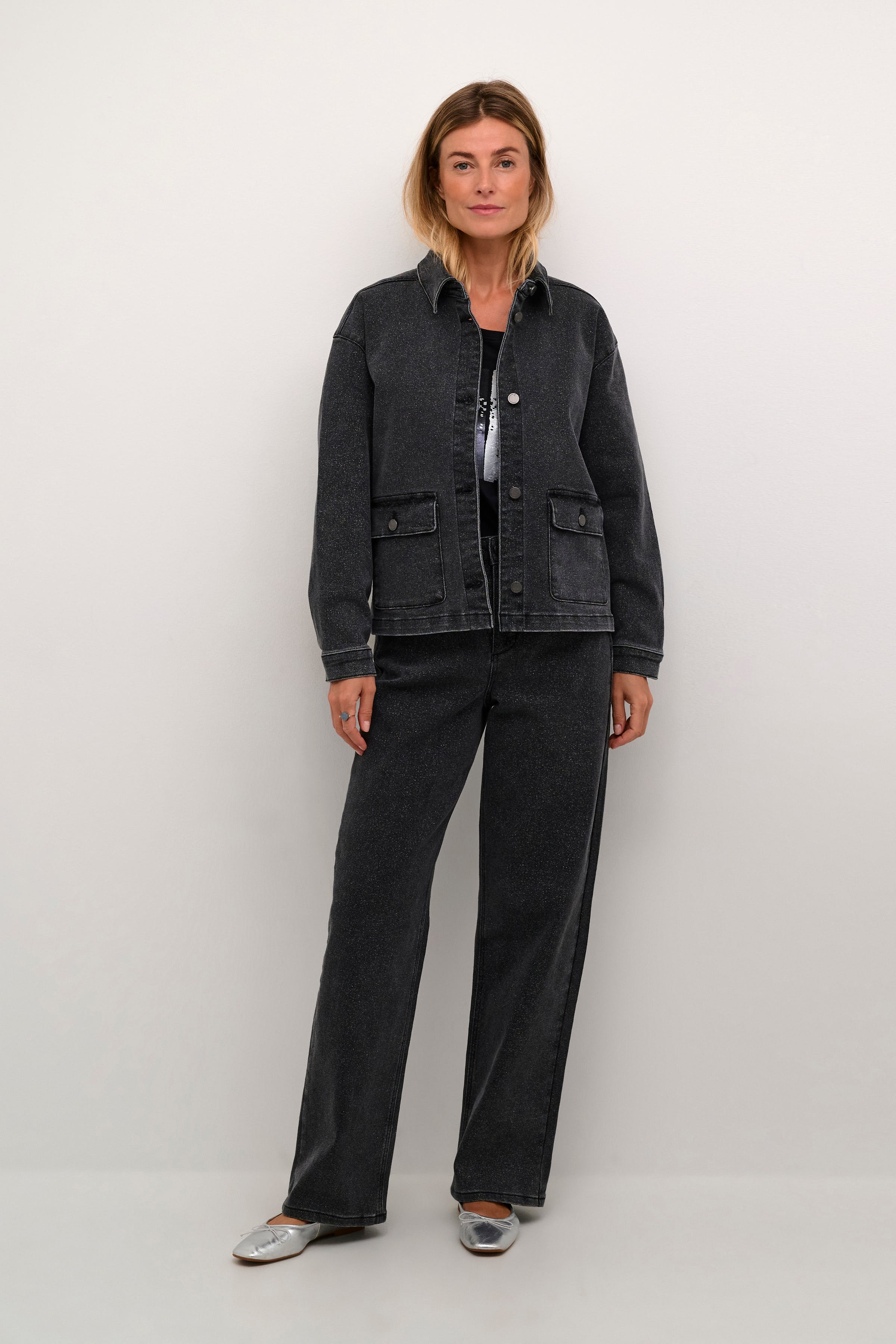 CRTrish Jeansjacke LOOKBOOK FRONT 10613150-106599