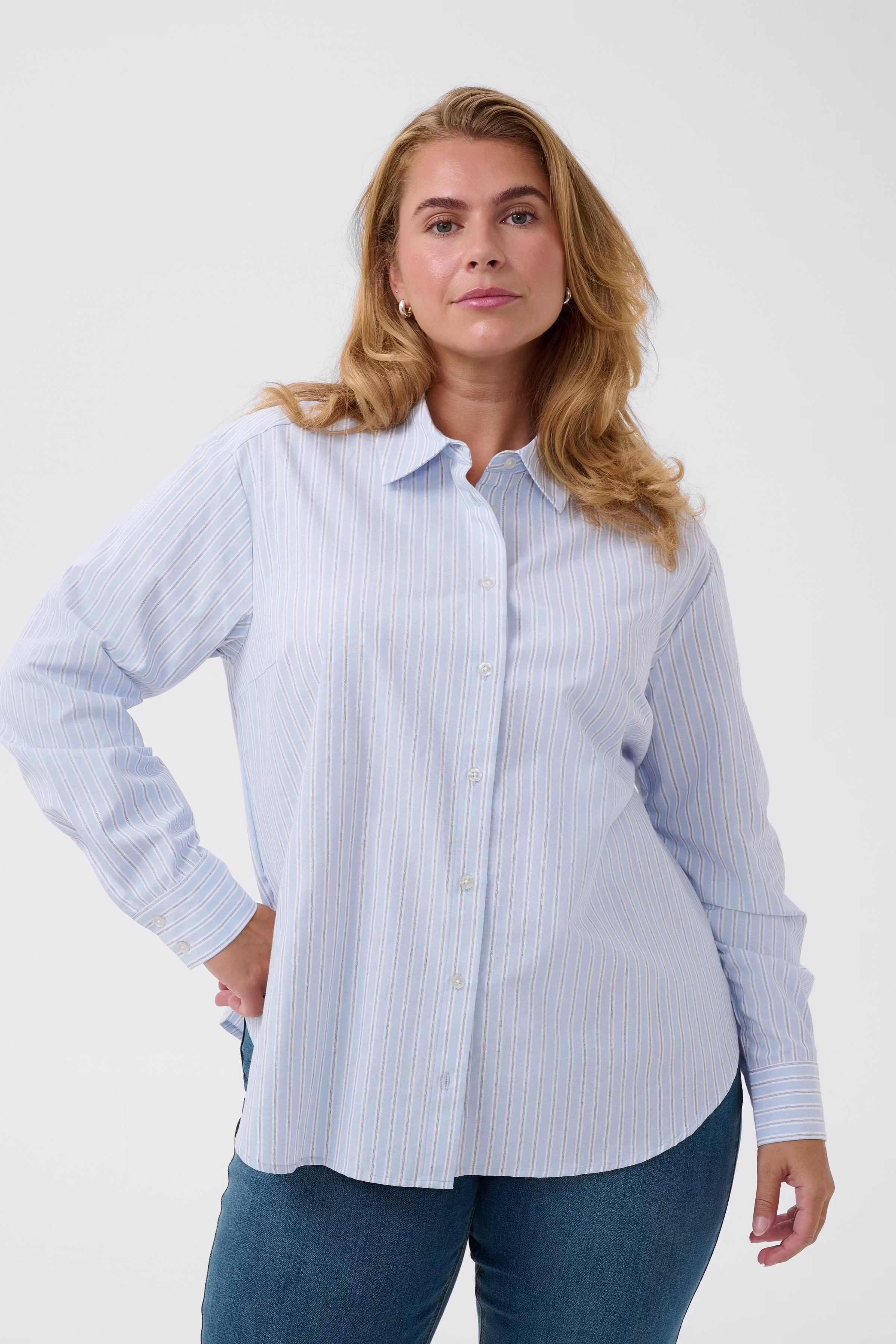 KCesther Hemd LOOKBOOK FRONT 10584282-109630