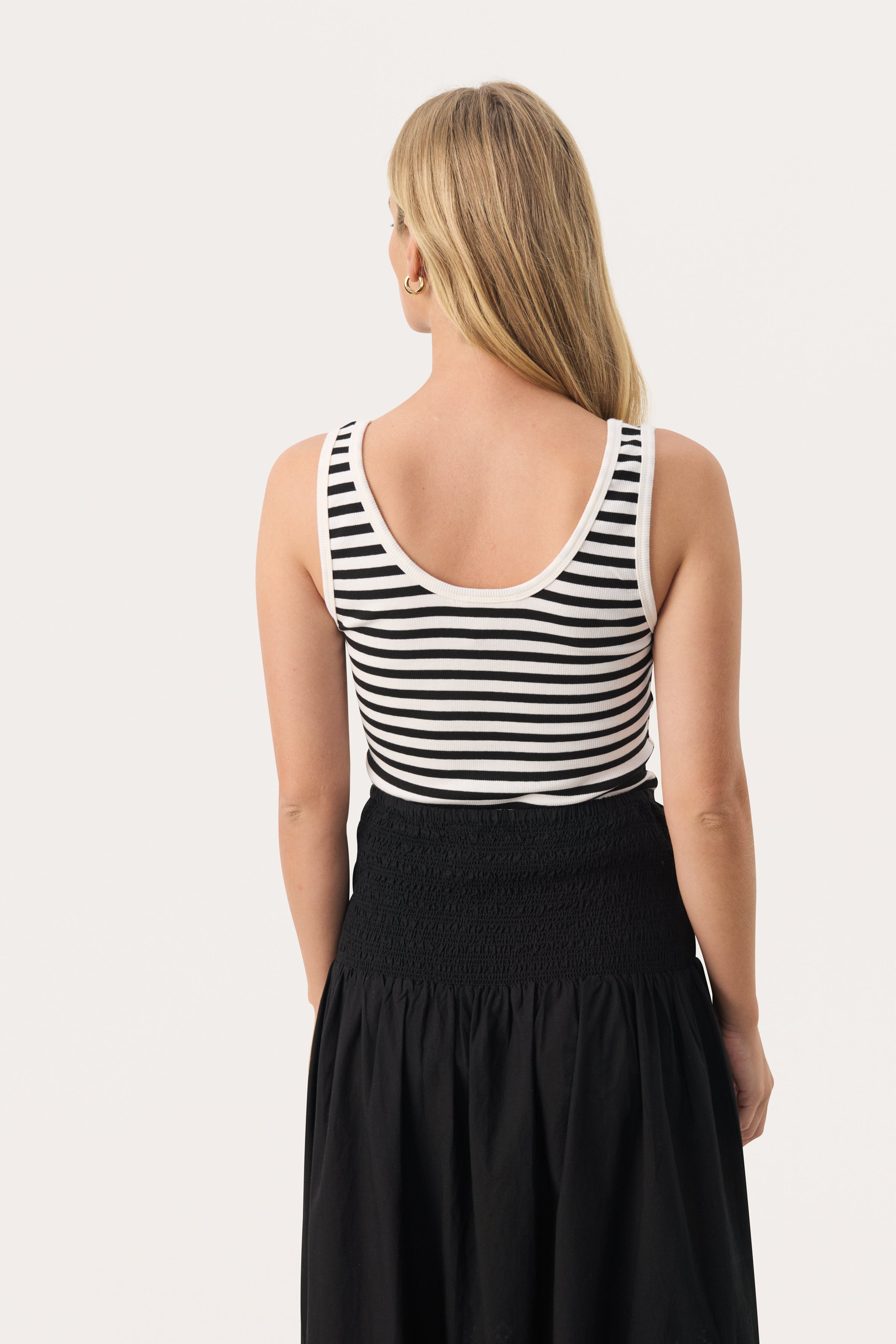 RoselynPW Top LOOKBOOK BACK 30309651-303782