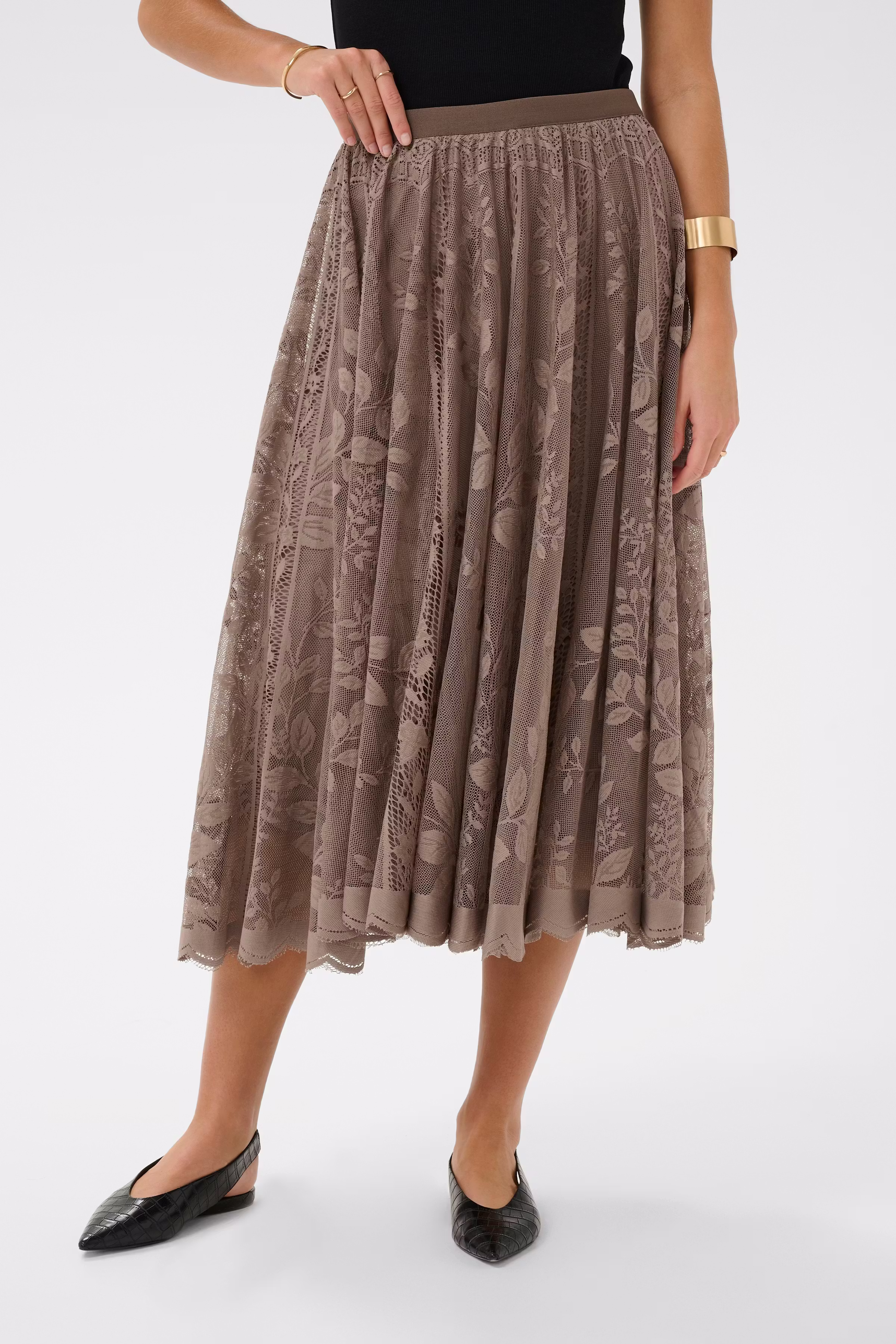 CRLuanna Skirt LOOKBOOK FRONT 10613856-181312