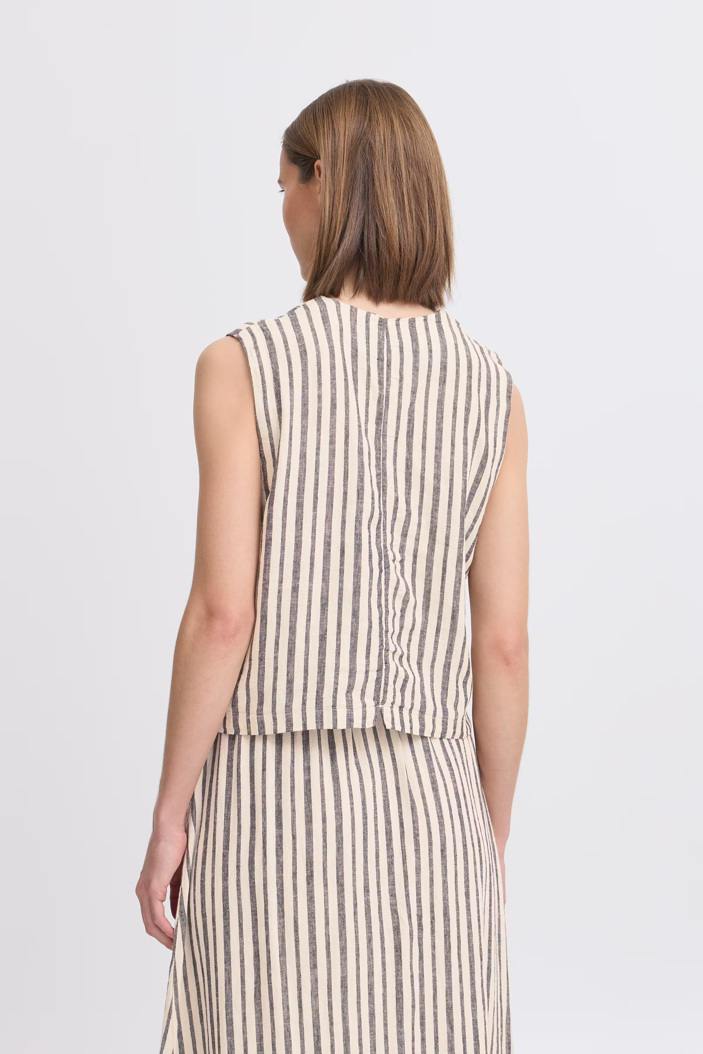 BYFALAKKA Waistcoat LOOKBOOK BACK 20816601-204794