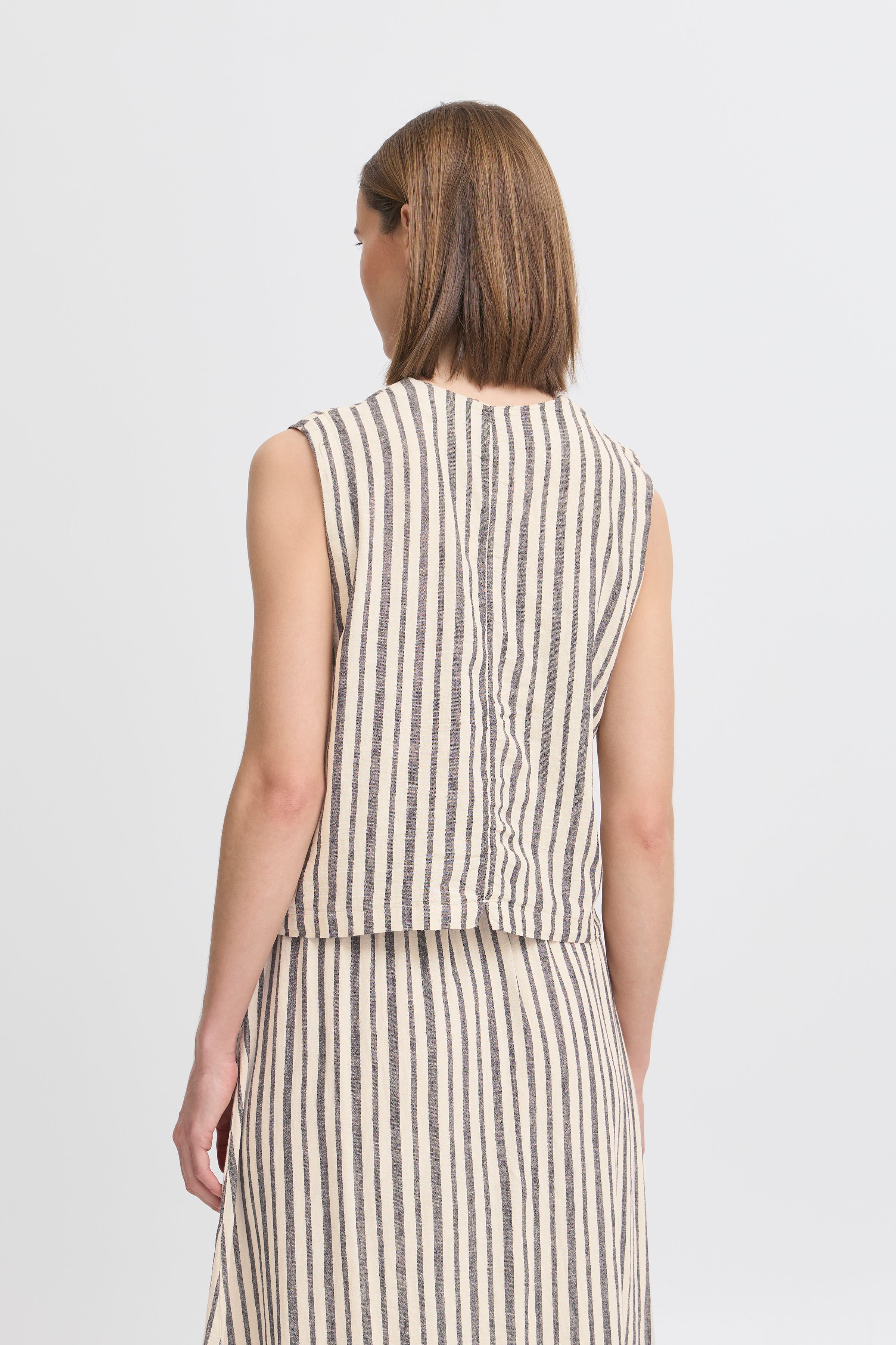 BYFALAKKA Waistcoat LOOKBOOK BACK 20816601-204794