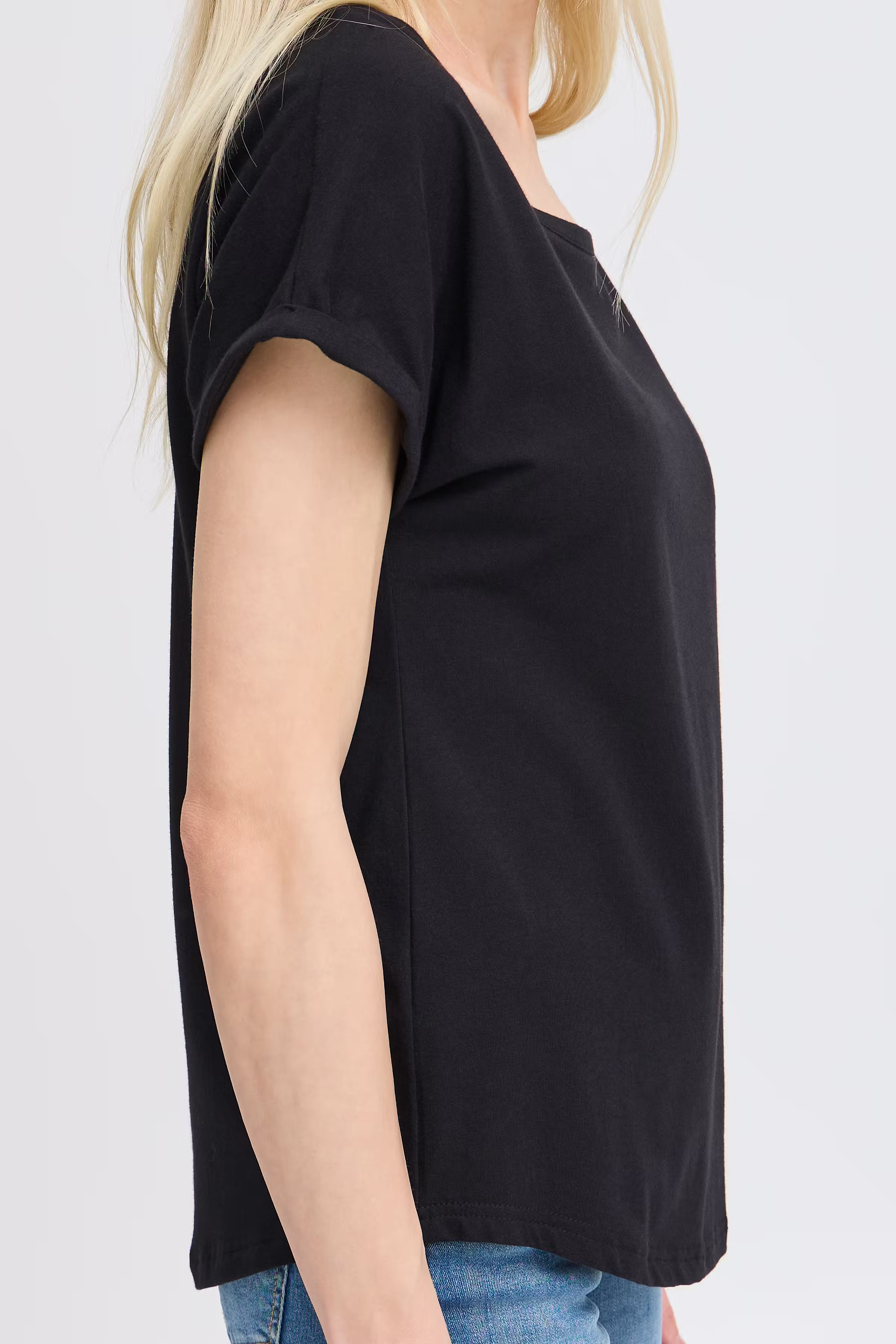 BYPamila T-shirt LOOKBOOK DETAIL 20804205-80001