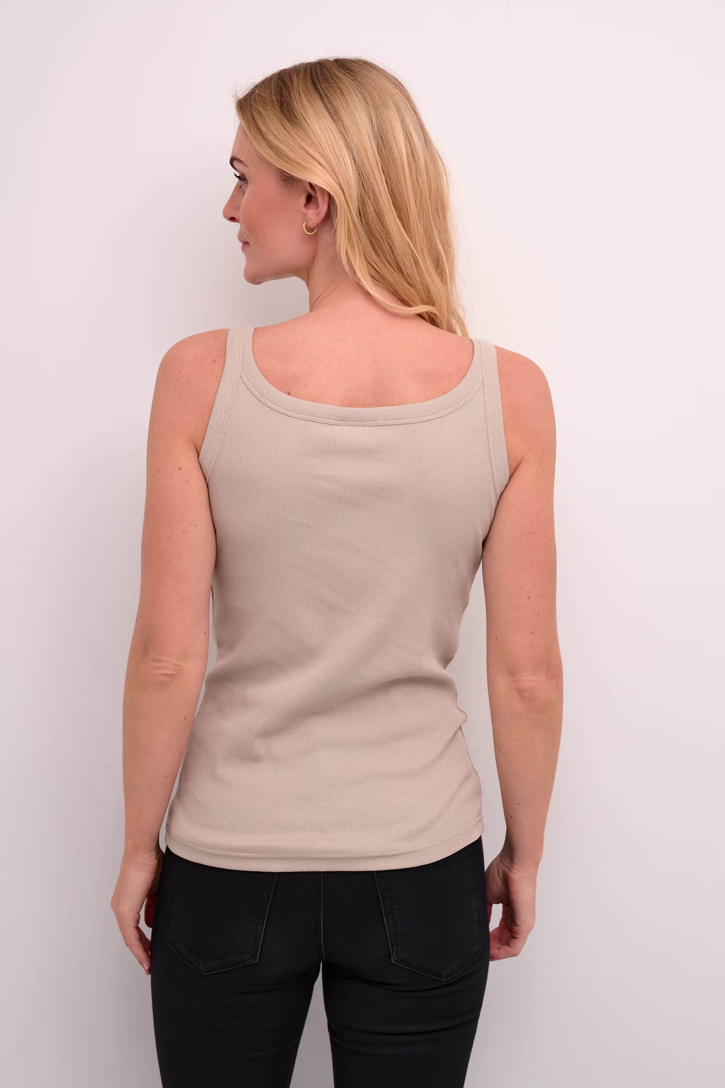 KAcarna Top LOOKBOOK BACK 10507348-151305