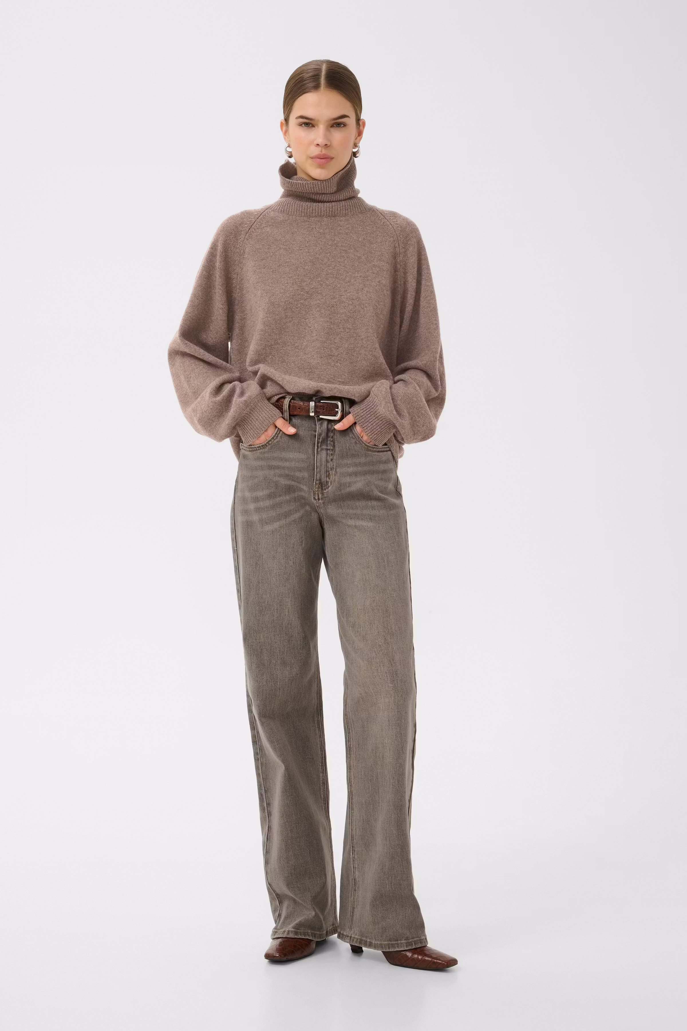 ManziGZ Pullover LOOKBOOK FRONT 10909328-107957