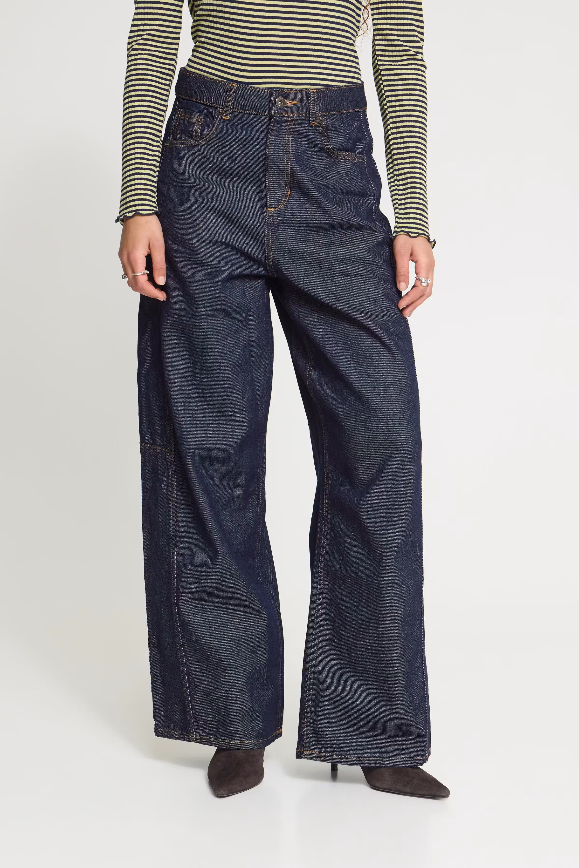 IHBLICH Jeans LOOKBOOK FRONT 20126774-900000209
