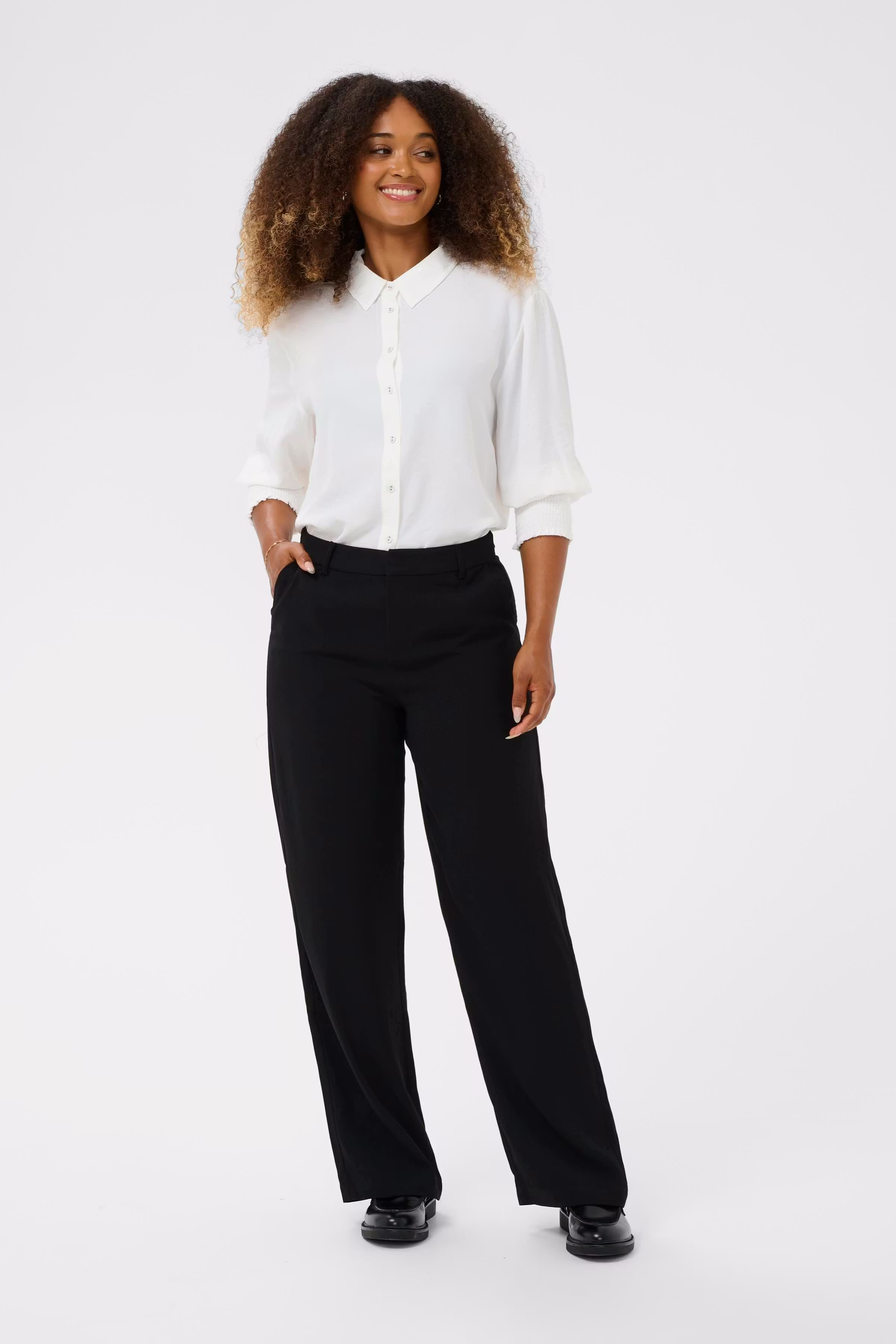 CRCocamia Trousers LOOKBOOK FRONT 10611708-100120