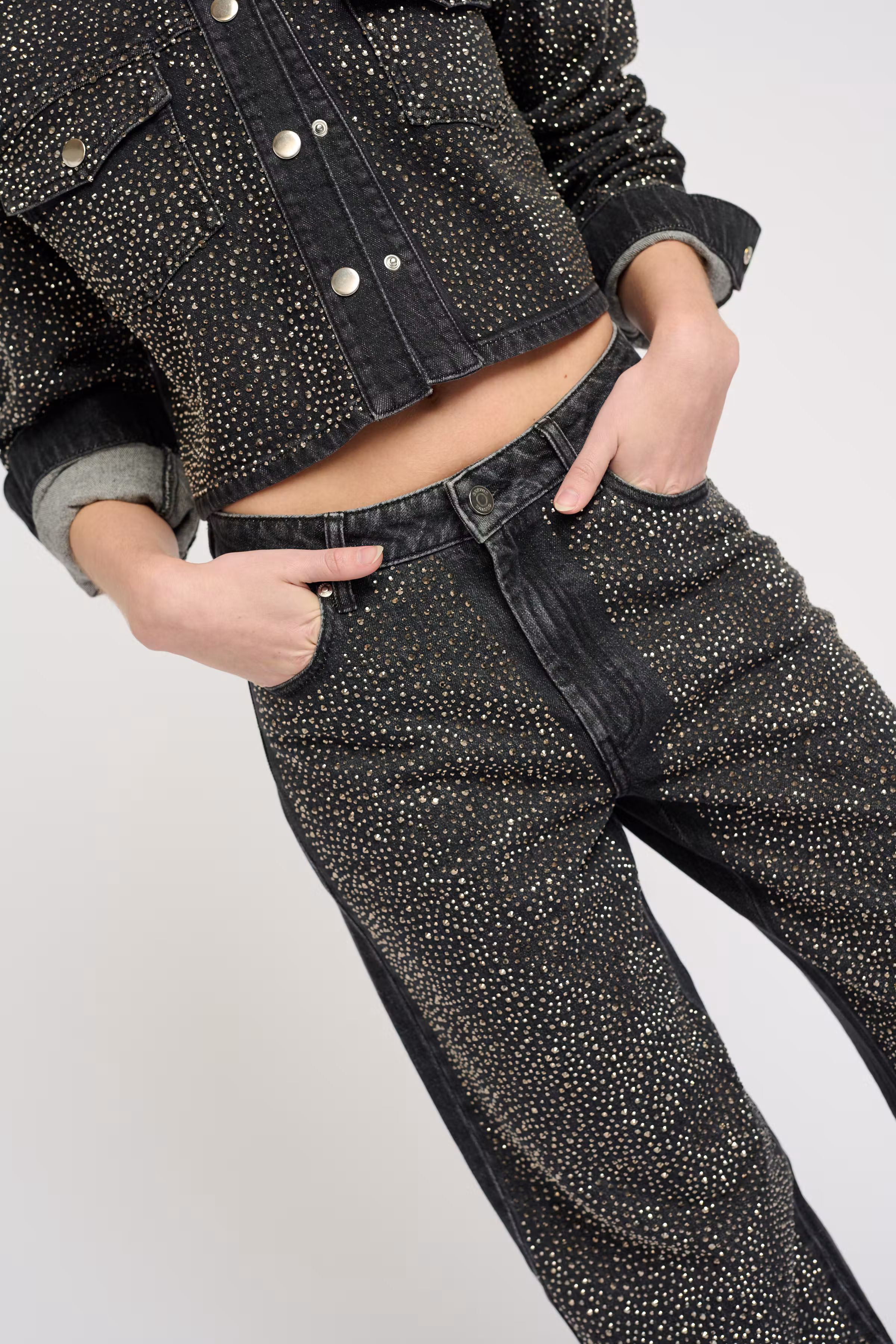 ZorahGZ Jeans LOOKBOOK FRONT 10908581-104987