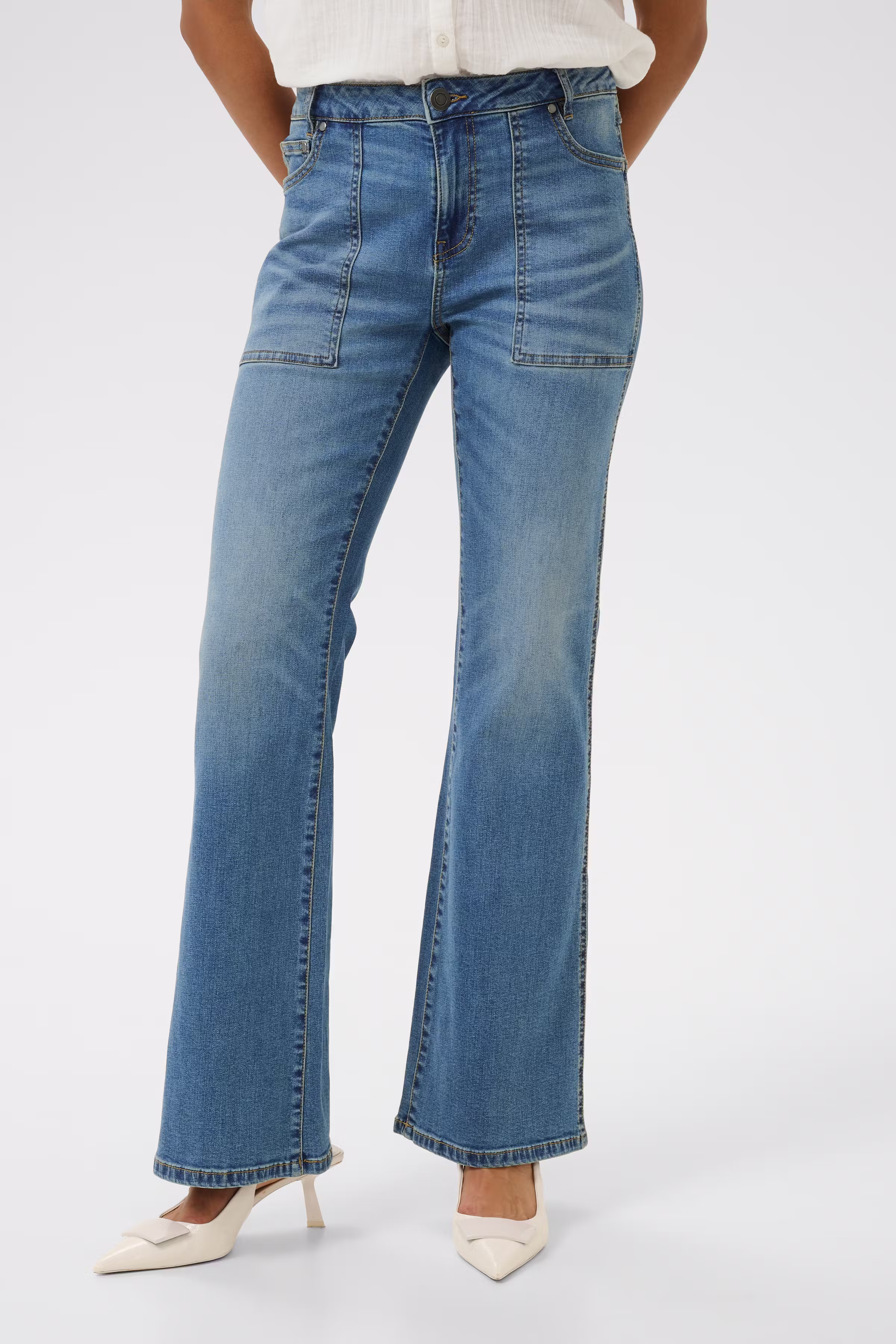 CUhailey Jeans LOOKBOOK FRONT 50111625-107026