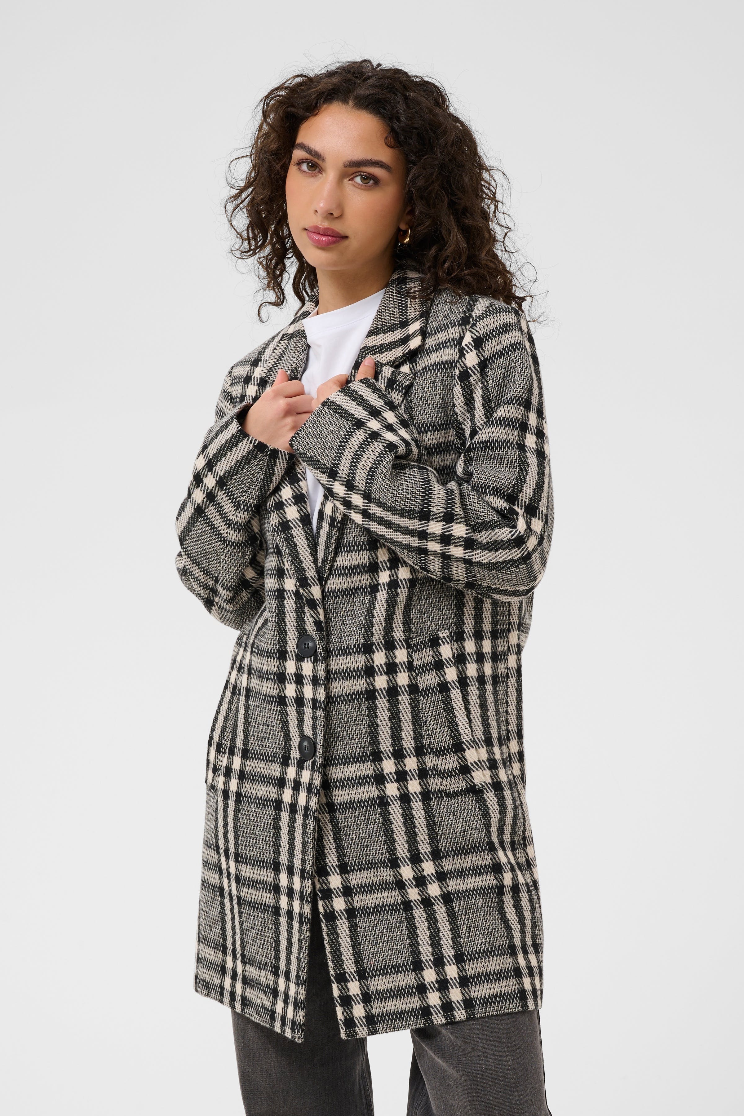KAvibeke Coat LOOKBOOK FRONT 10511823-109510